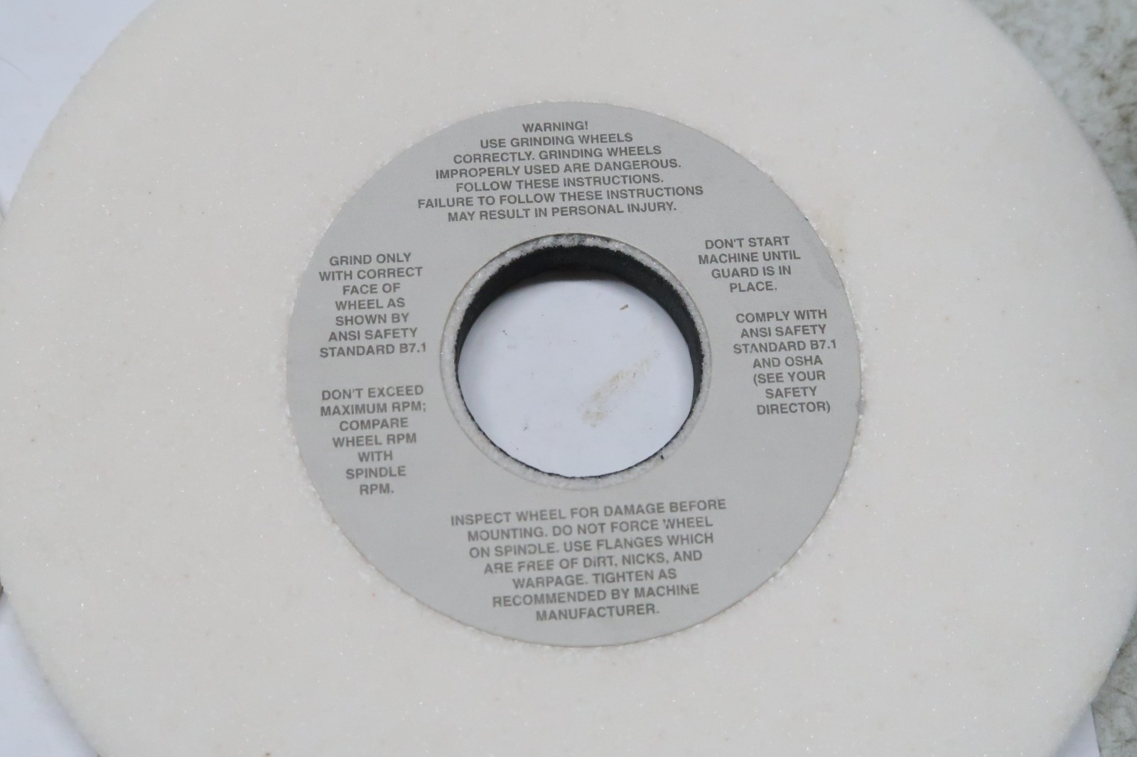 2 pcs MILACRON Toolmaster 6″ x 1/2″ x 1-1/4″ Concave Grinding Wheels 9A60-J6-VFM