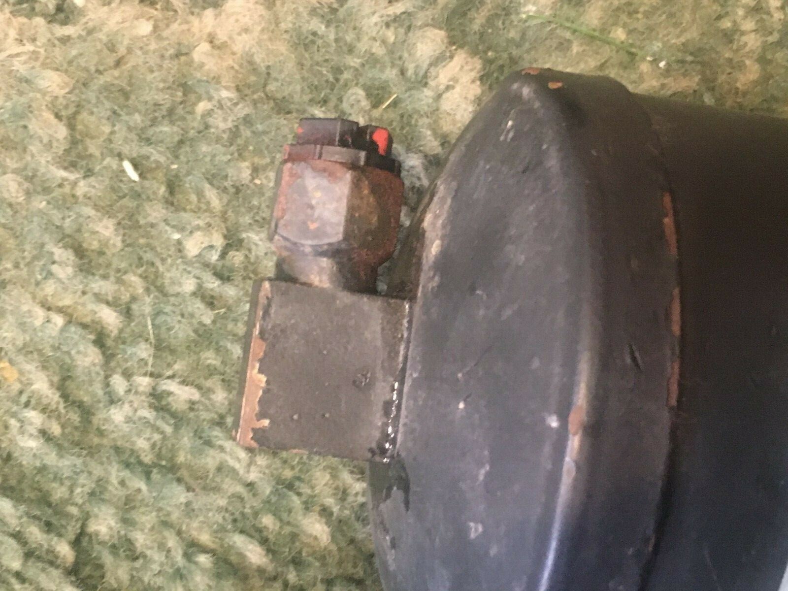 1990758C2 – A New Receiver Dryer For An IH 786, 886, 986, 1086, 1486 Tractors