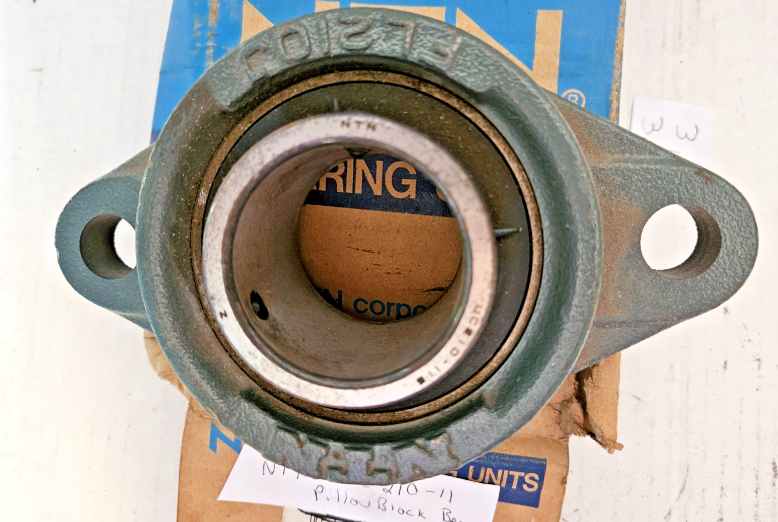 NTN Bearings UC 210-11 Pillow Block Bearing (not original box)