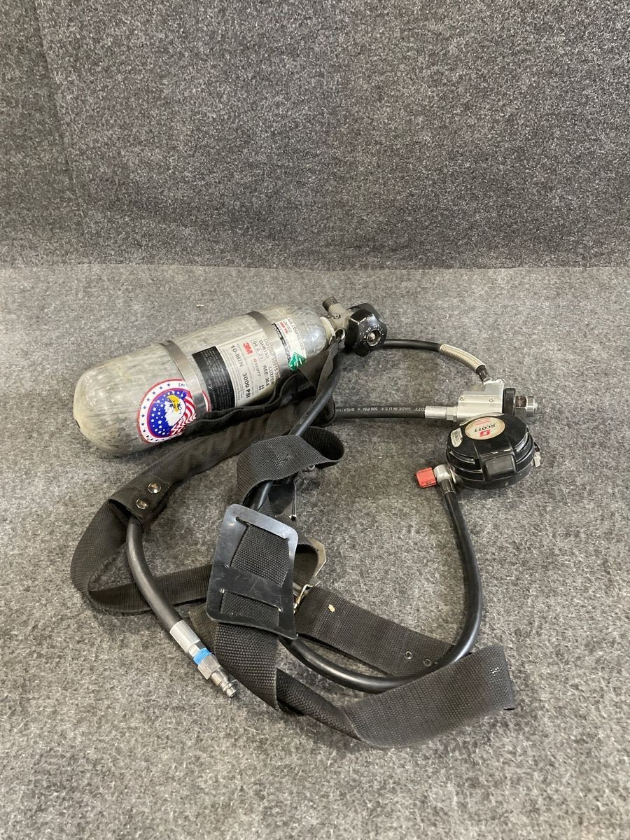 3M Scott Ska-Pak AT Supplied Air Respirator 10-Min 3000 PSI Luxfer Cylinder