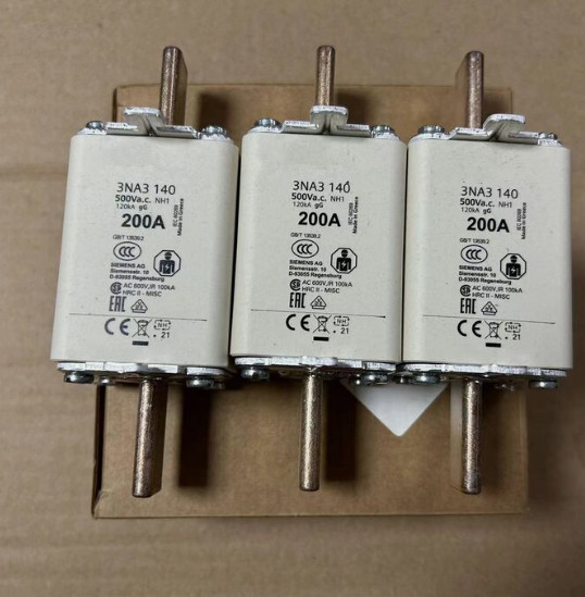3Pcs/1Box New 3NA3140 NH1-gG 200A 500V Fuse