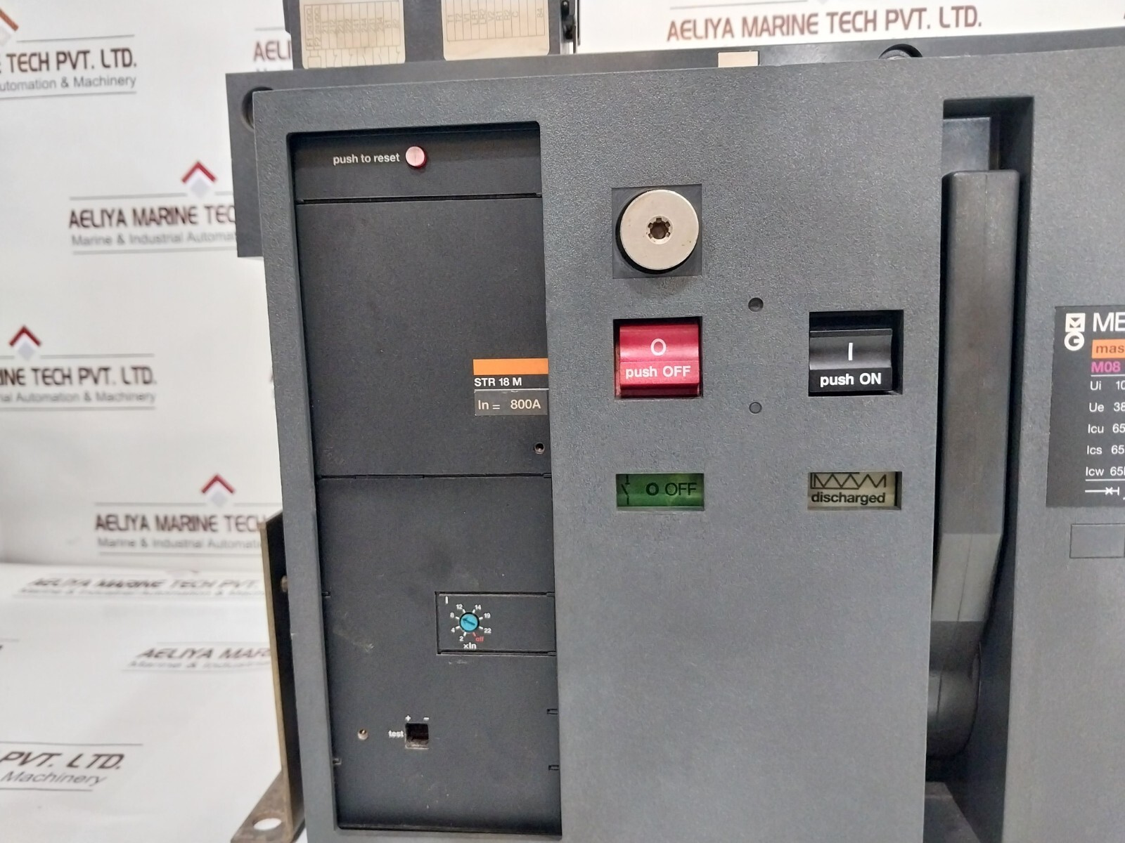 MERLIN GERIN M08 H1 Air Circuit Breaker 800A 1000V 50/60Hz