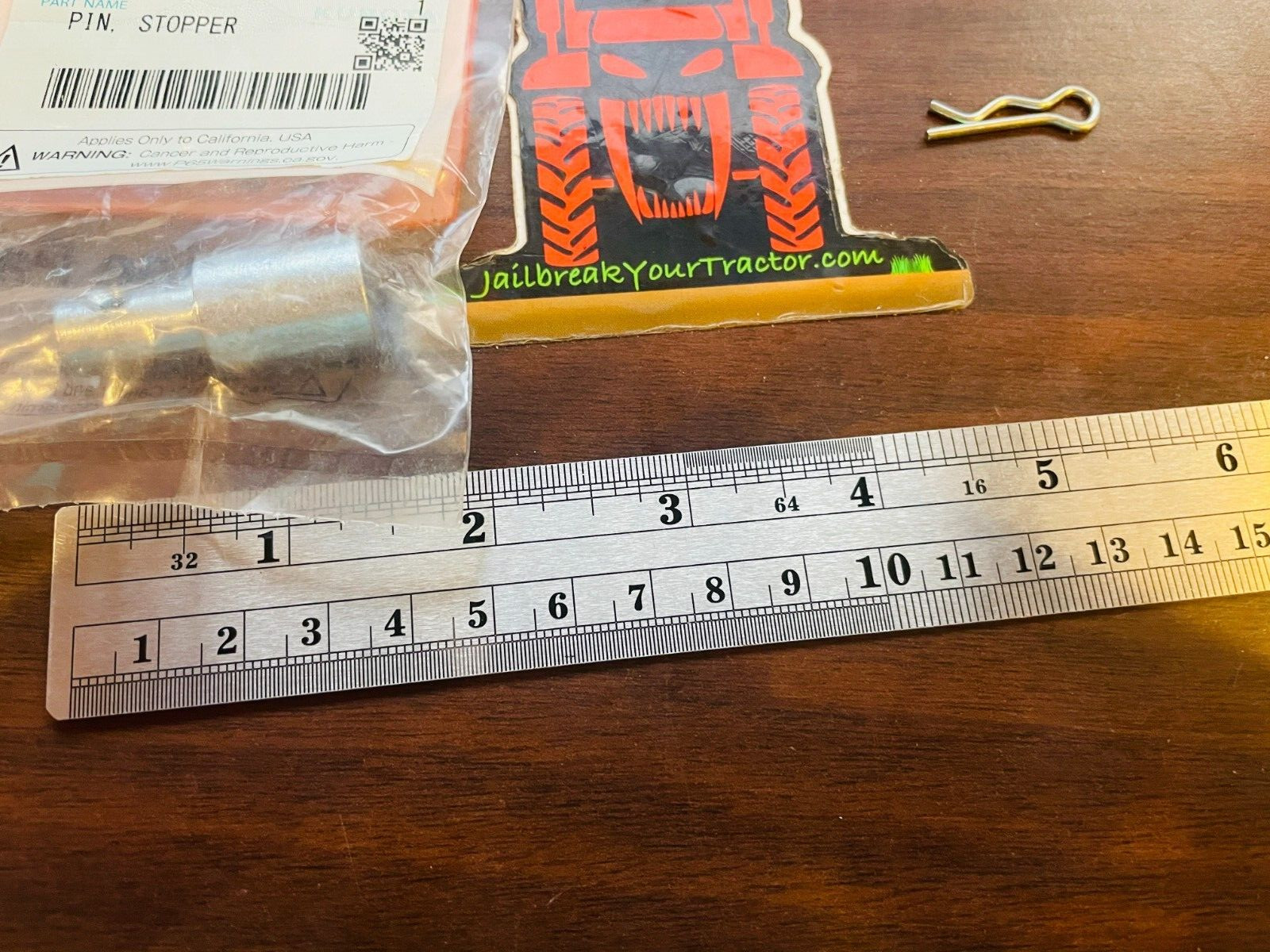 *Kubota BX 3 point hitch plate holding stopper pin peg round with cotter pin*