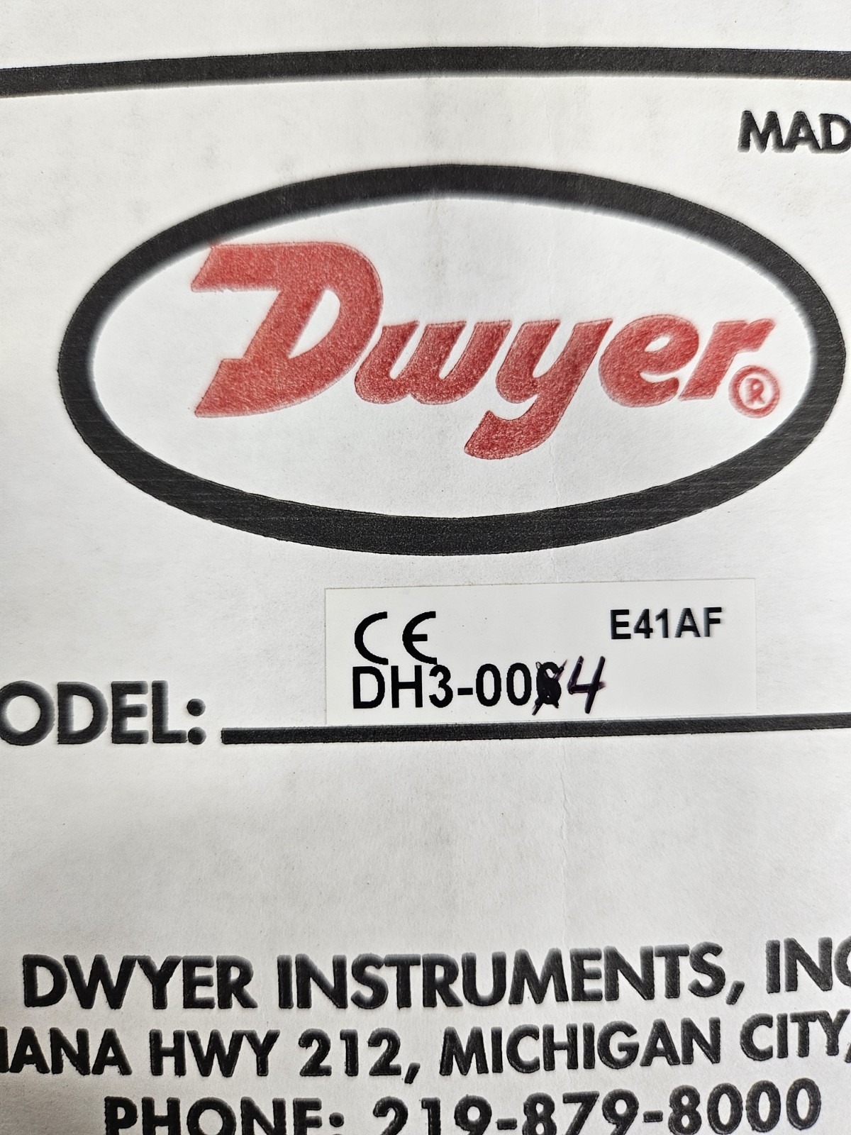 DWYER DH3-004 / DH3004 New in Box