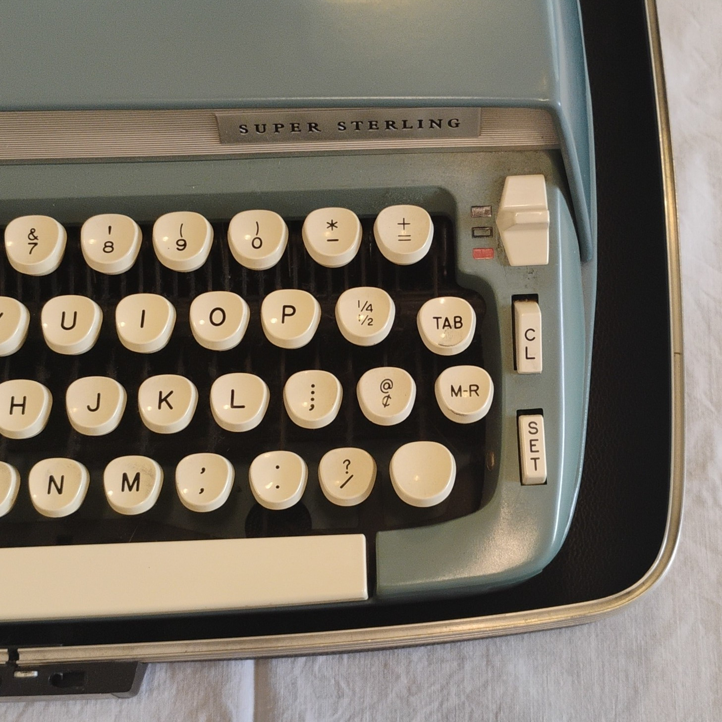 Smith-Corona SCM Super Sterling Portable Typewriter w/ Case Blue Works Perfectly