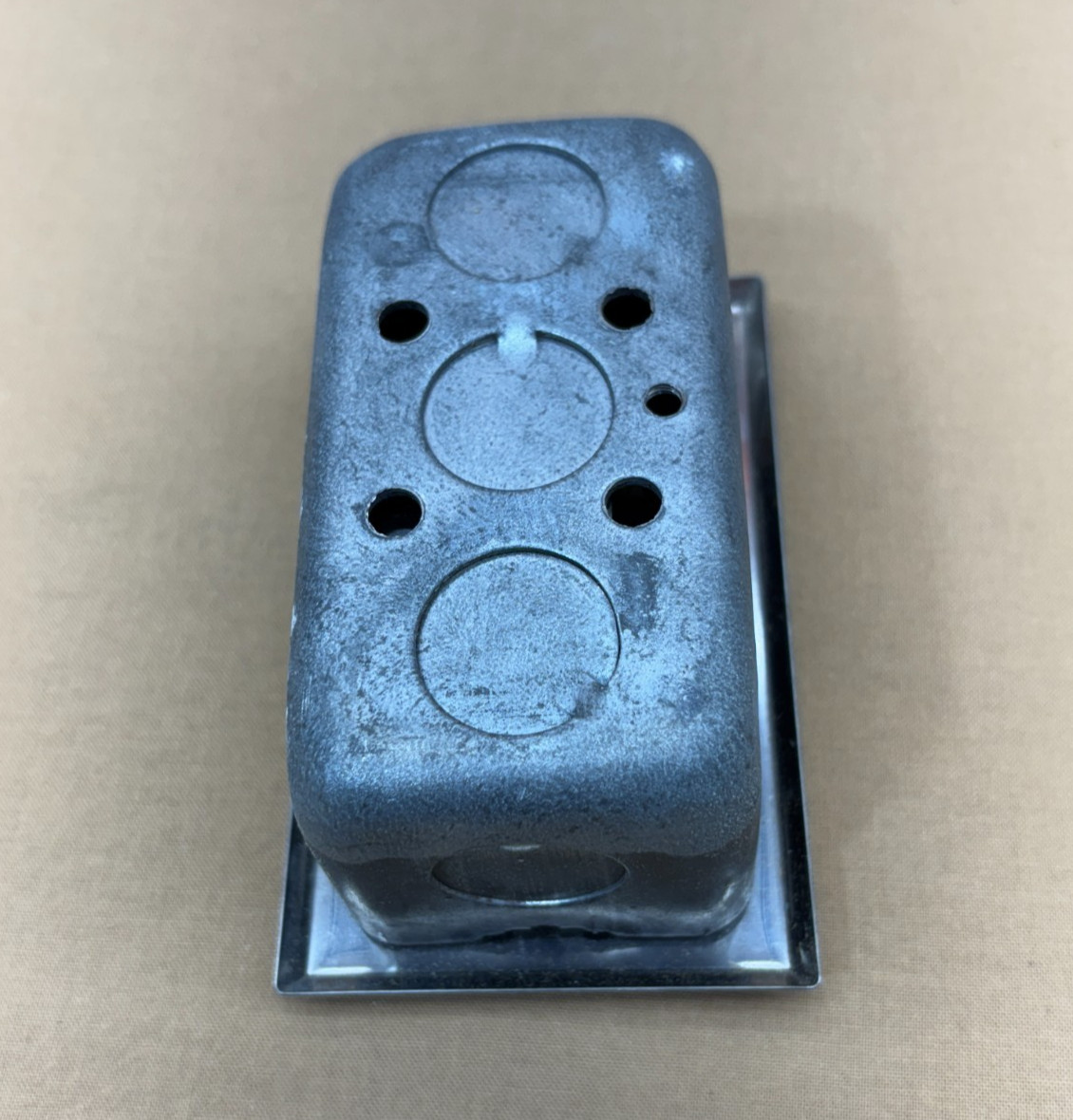 Best Lock Corporation 1W7P4-626 Electric Switch Lock With Interior Box