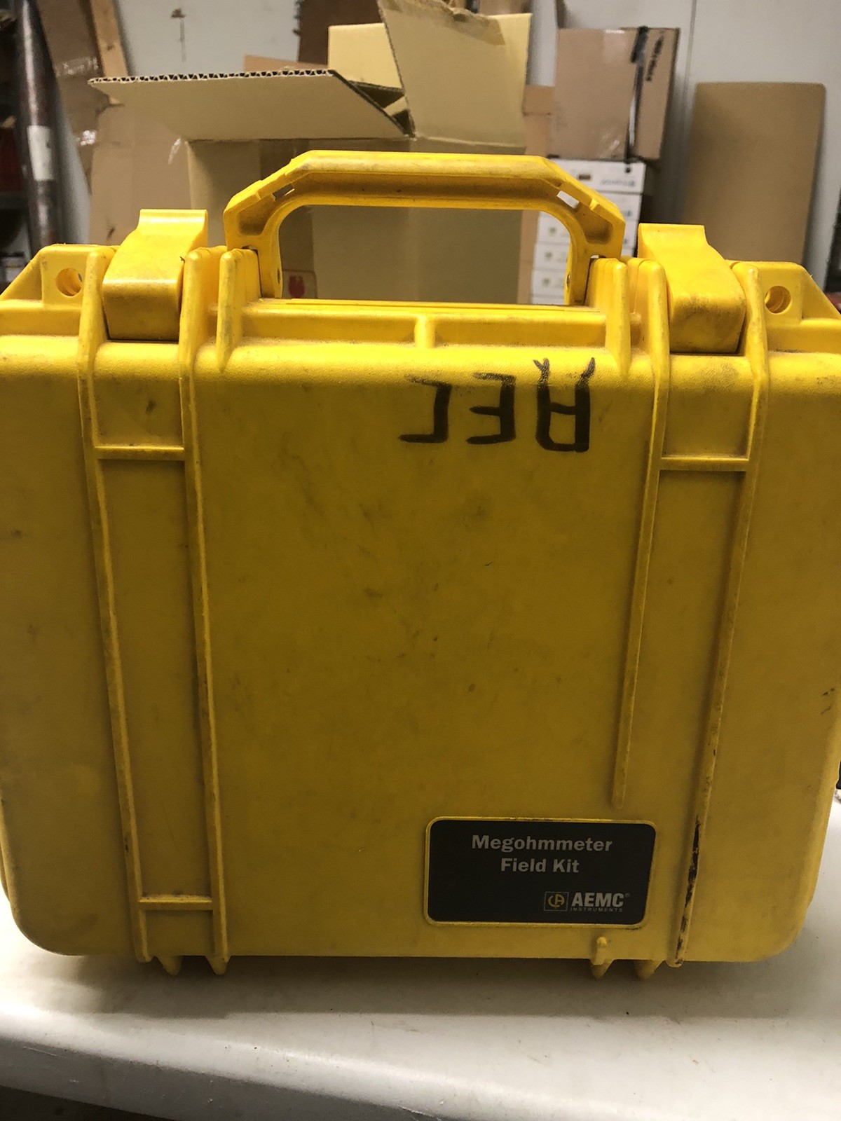 AEMC MEGOHMMETER MODEL 1040