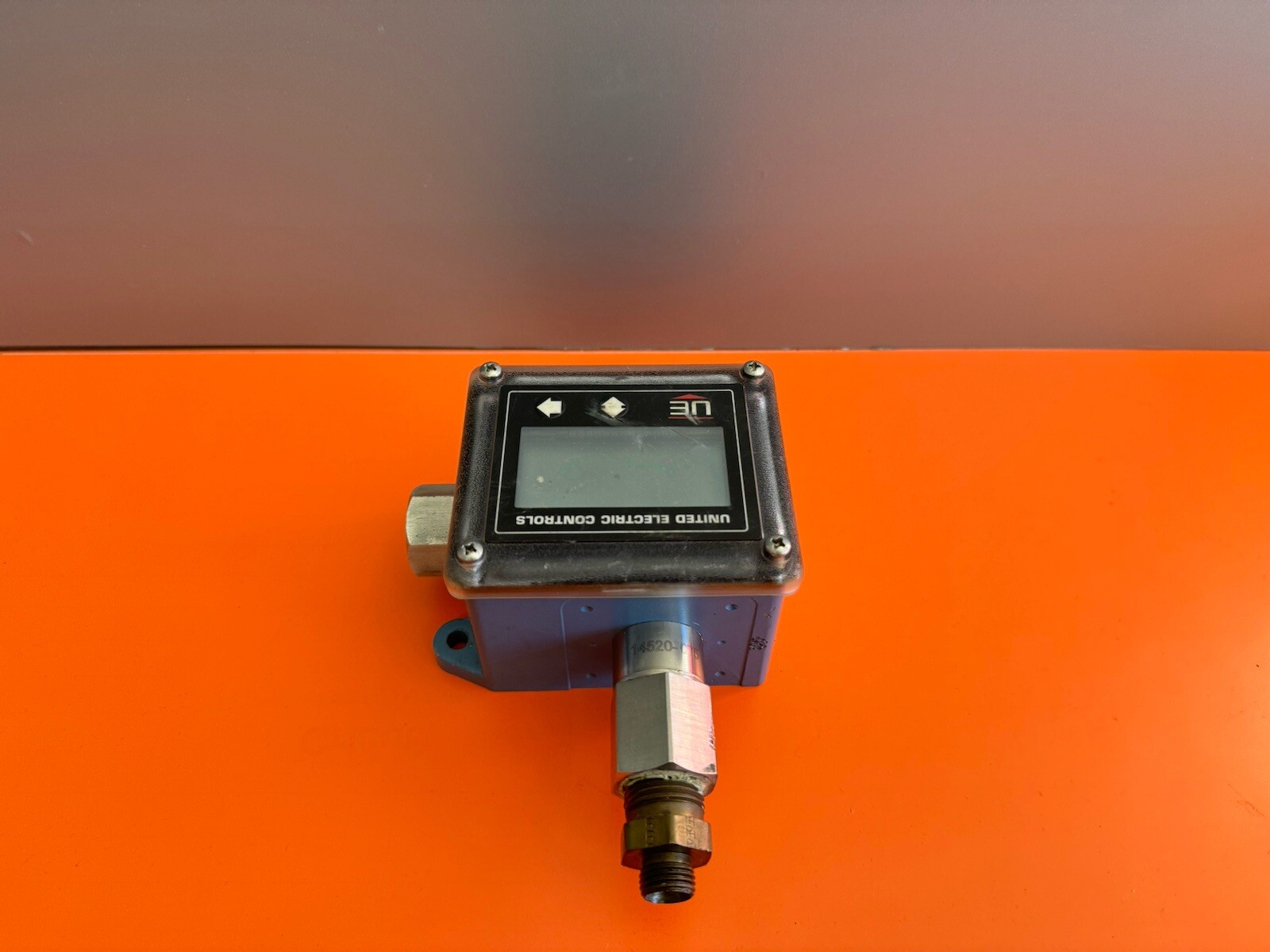 UE Pressure Switch A2W3A00P14 0-100PSI 90-130VAC/DC 2Wire