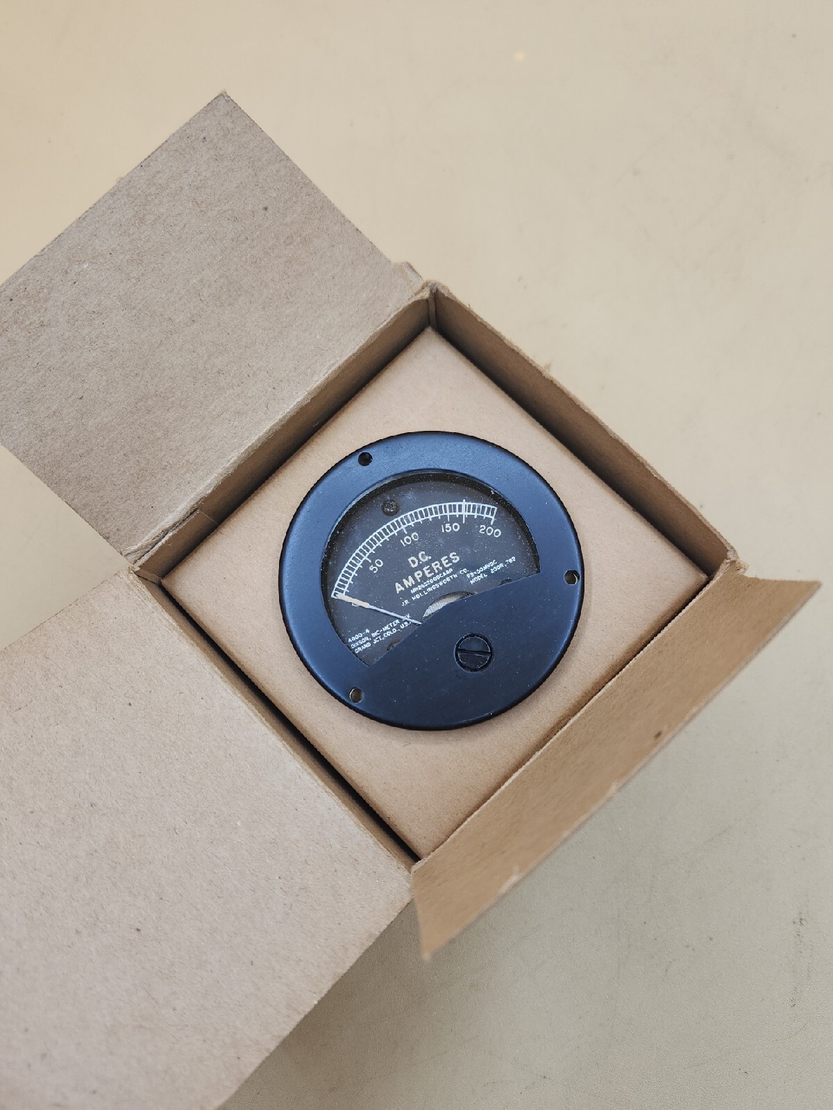 Dixson Inc Jr Hollingsworth Analog 0-200 DC AMPS AMPERES Panel Meter Round 200R
