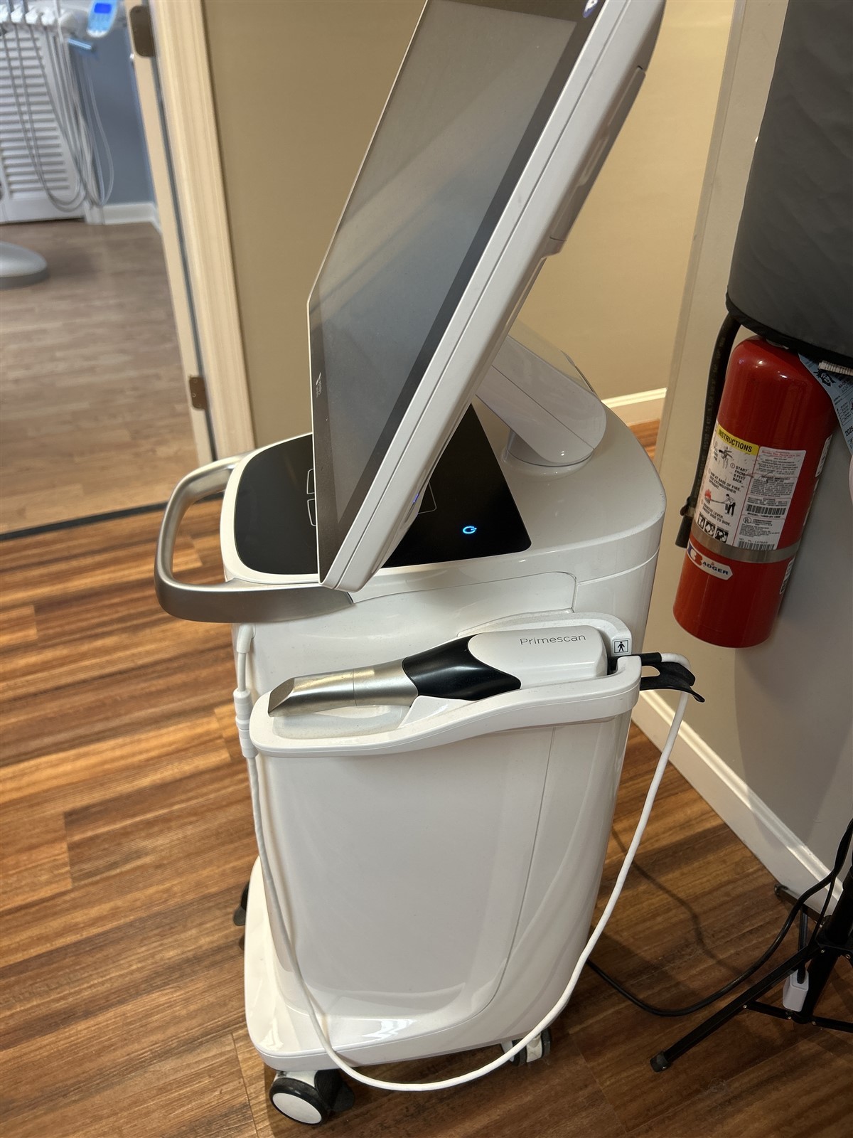 Sirona CEREC Primescan Connect Dental Intraoral Scanner for CAD/CAM Dentistry