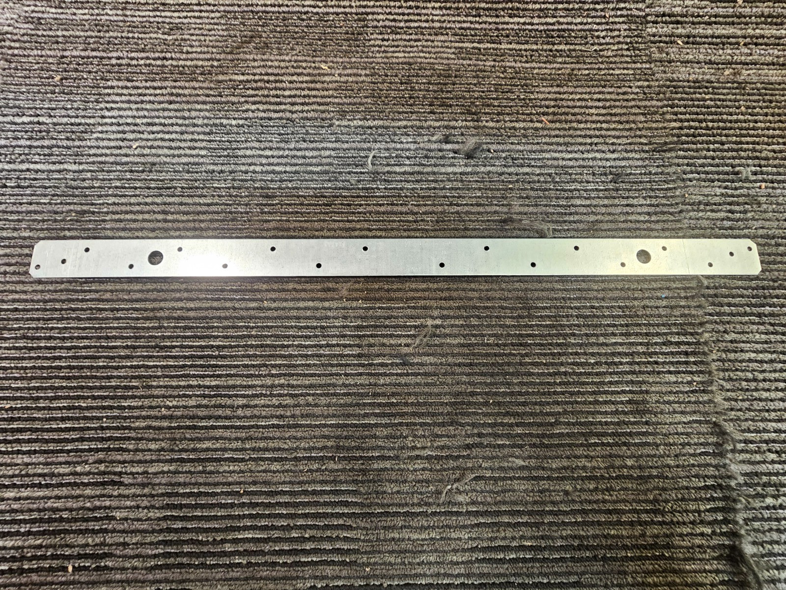 (QTY 17) Simpson Strong-Tie LSTA24 Galvanized Steel Strap 24″ L x 1.25″ W 20 Ga