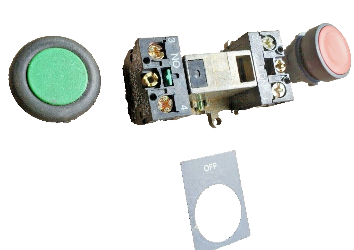 SCHNEIDER ELECTRIC ZB2-BE101 / ZB2-BE102 Push Button Retractive Switch