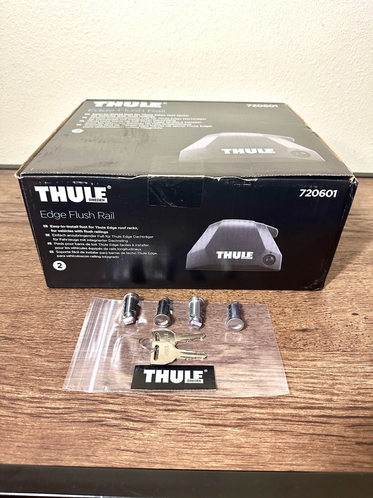 Thule Edge Flush Rail Foot Pack 720601 + Thule Metal Locks (Free $74.95 Value)