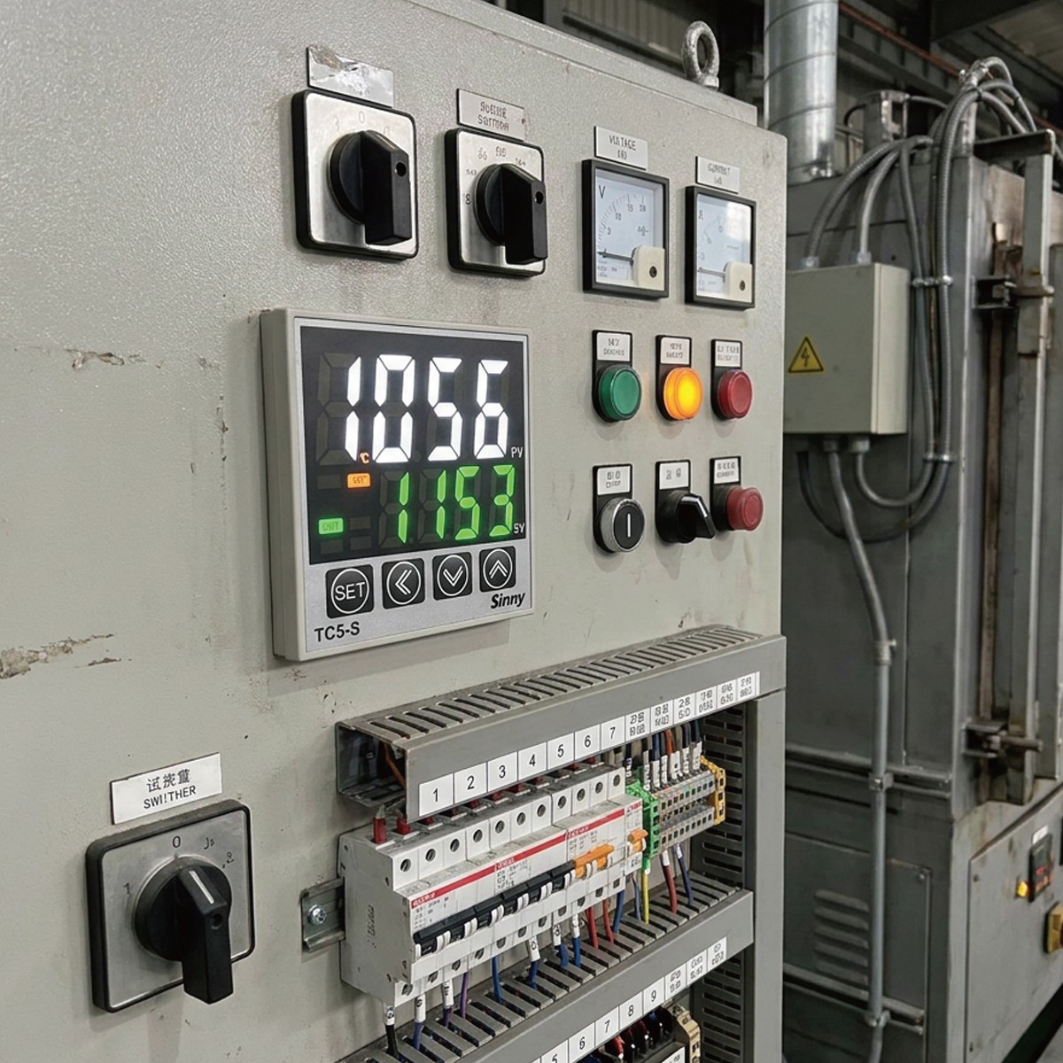 Digital Temperature Controller 100-240VAC/DC 0~1370℃ Thermostat Relay output 10A