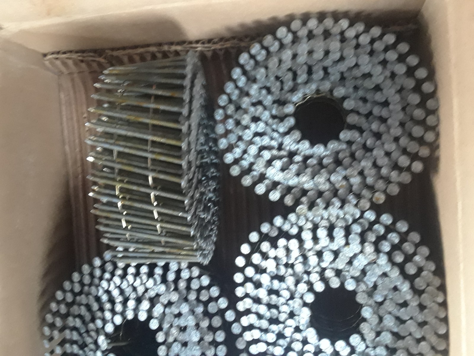 Stanley Bostitch 6d C6P99D 2″ Coil Nails – Plain Shank – Diamond Point 3600-Pack