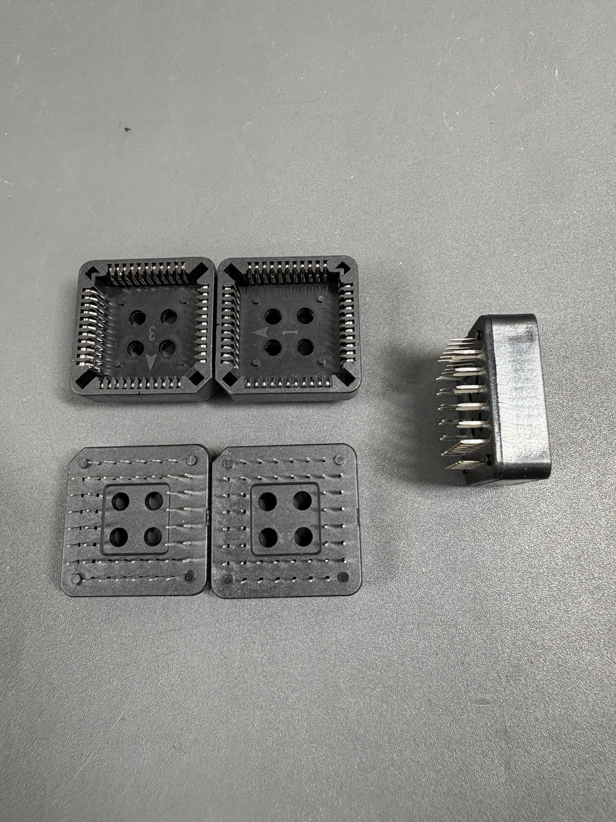 PLCC 44 Pin IC Sockets Through Hole Square Chip Sockets Lot 10