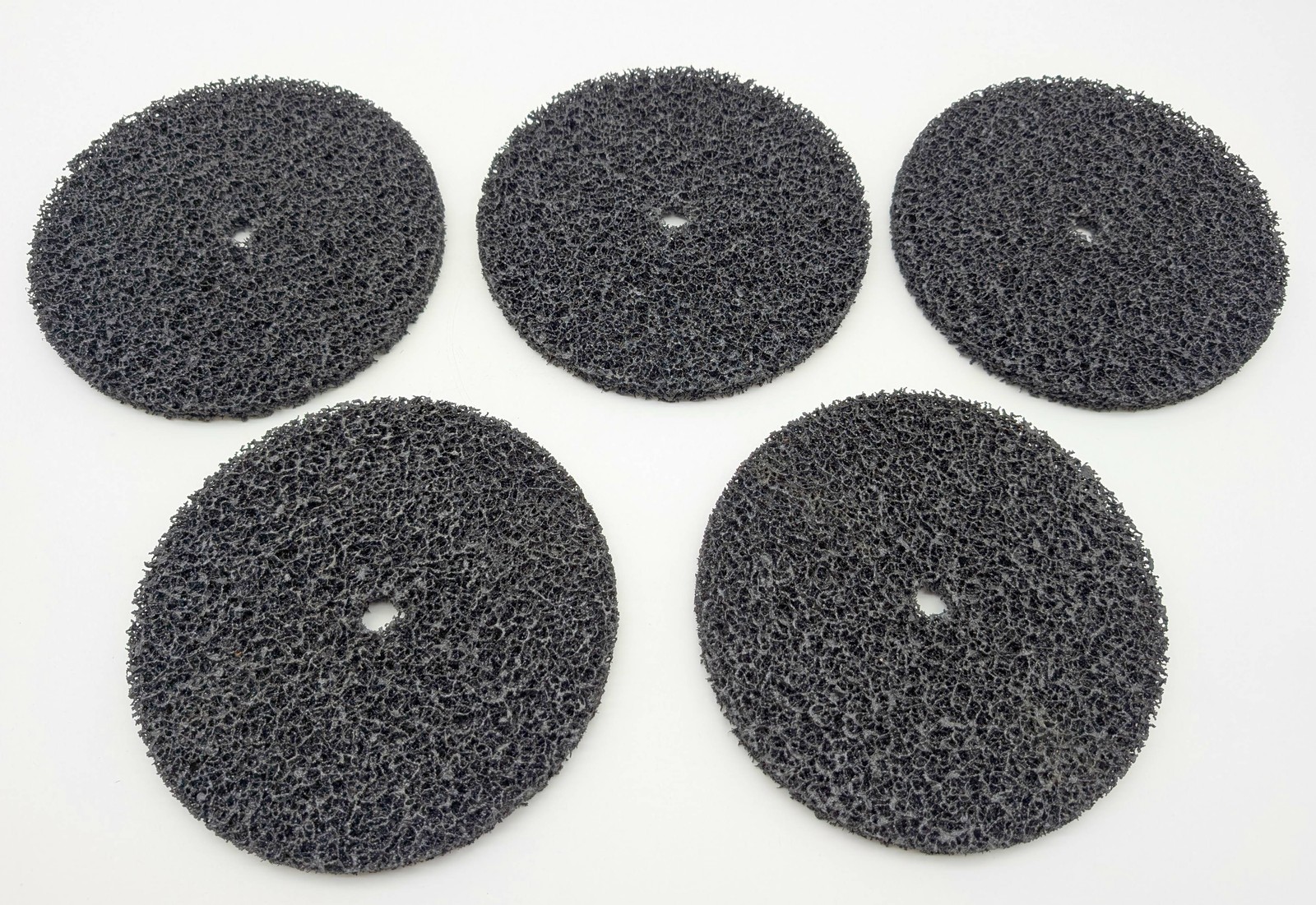 Scotch-Brite 958 Clean & Strip Disc 8″ x 5/8″ Very Coarse Silicon Carbide 5 Pack