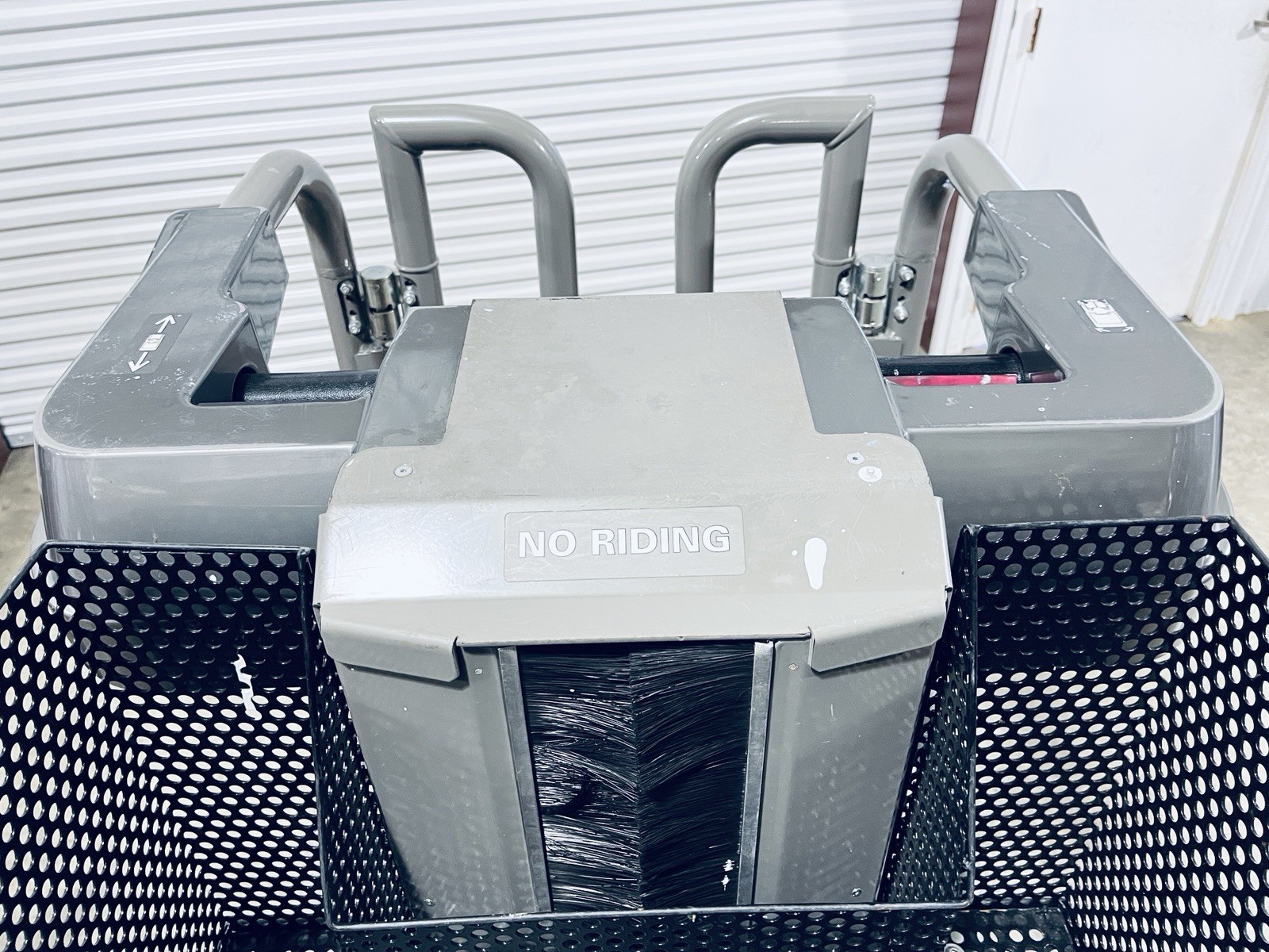 2021 Raymond Lift-Rite Sprint 2.0 Order Picker Lift 128″-Platform Height 1 Hr!