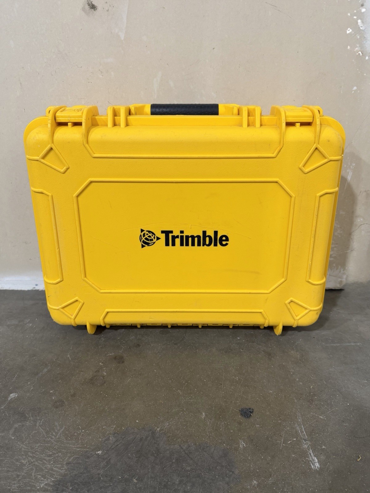 Trimble R10 Single Receiver Base or Rover & Data Collector Empty Case
