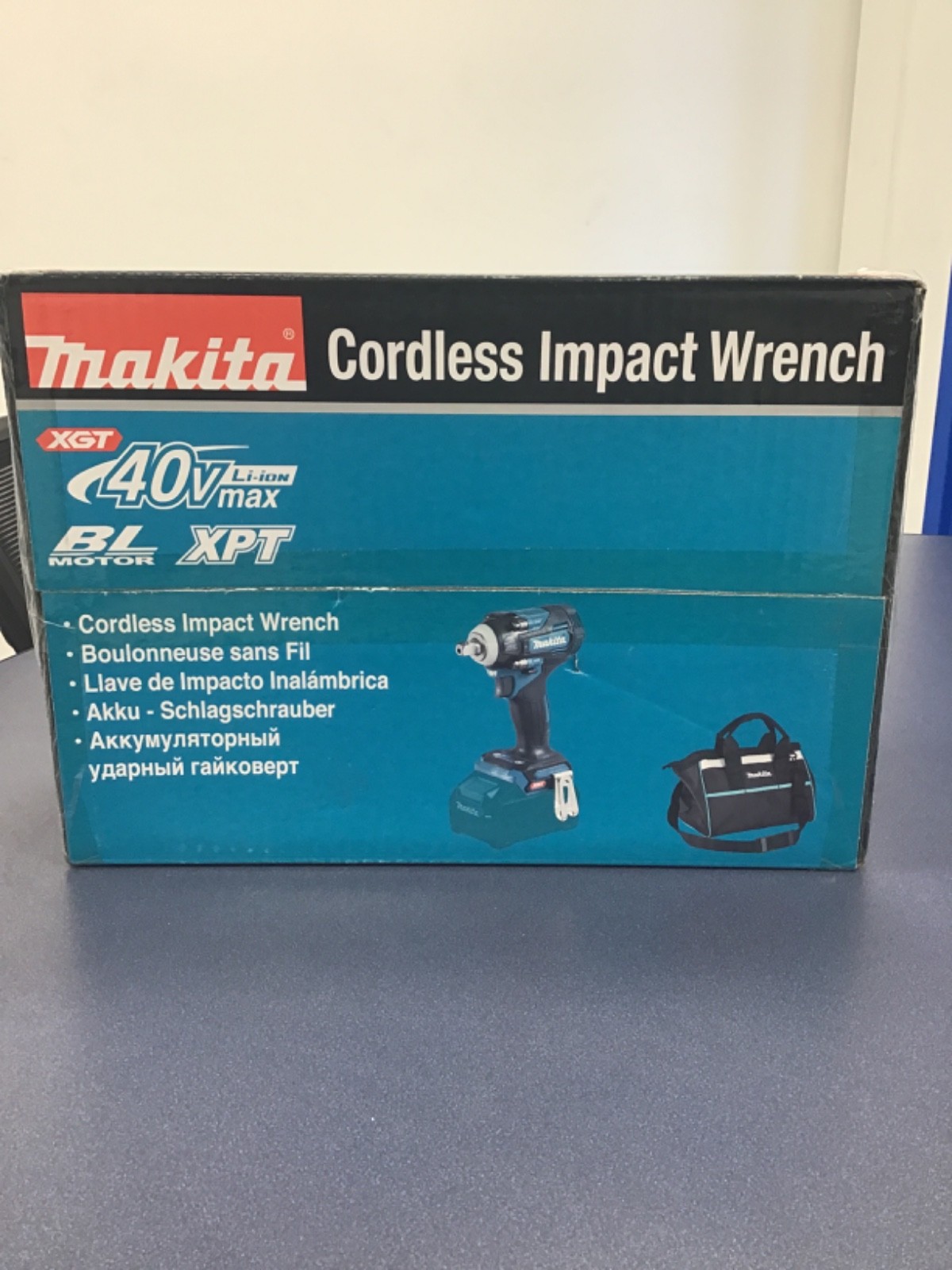 MAKITA GWT05D 40V max XGT® Brushless Cordless Impact Wrench Kit – Brand New
