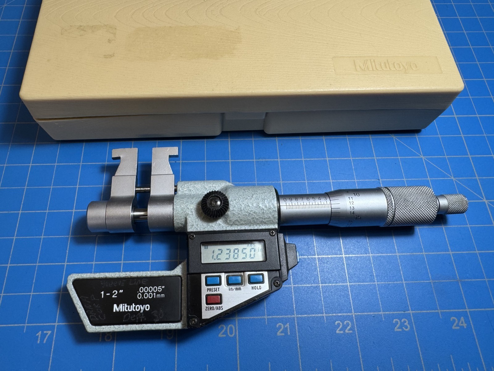 Mitutoyo Digital 1-2″ Inside Micrometer 345-712