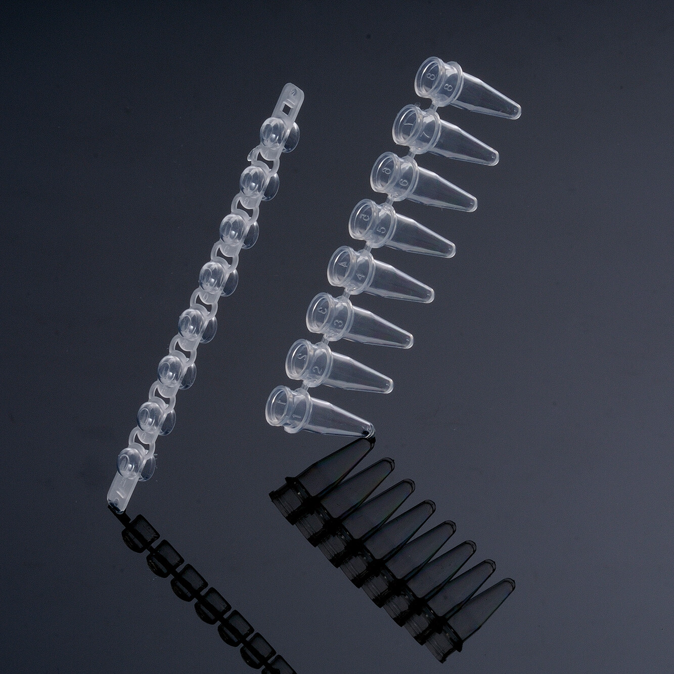 Biologix 0.2ml, 8-strip PCR Tubes with Caps, Clear, 125/Pack, 1250/Case
