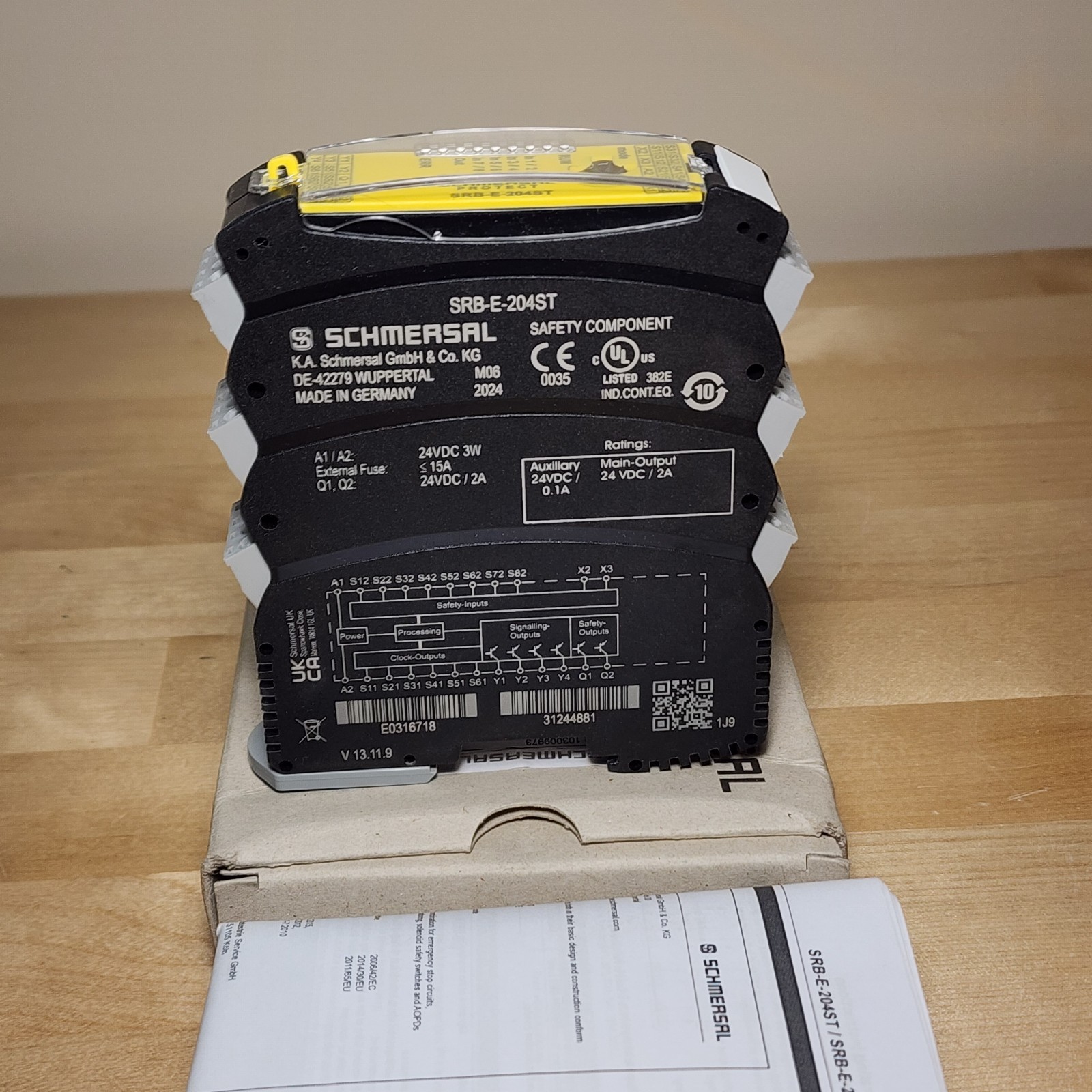 Schmersal 103009973 SRB-E-204ST Safety Relay 24VDC