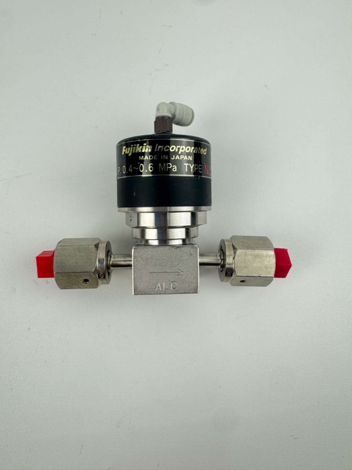 FUJIKIN INCORPORATION O.P.O.4-0.6 MPa TYPE N.C *LOT OF 3*