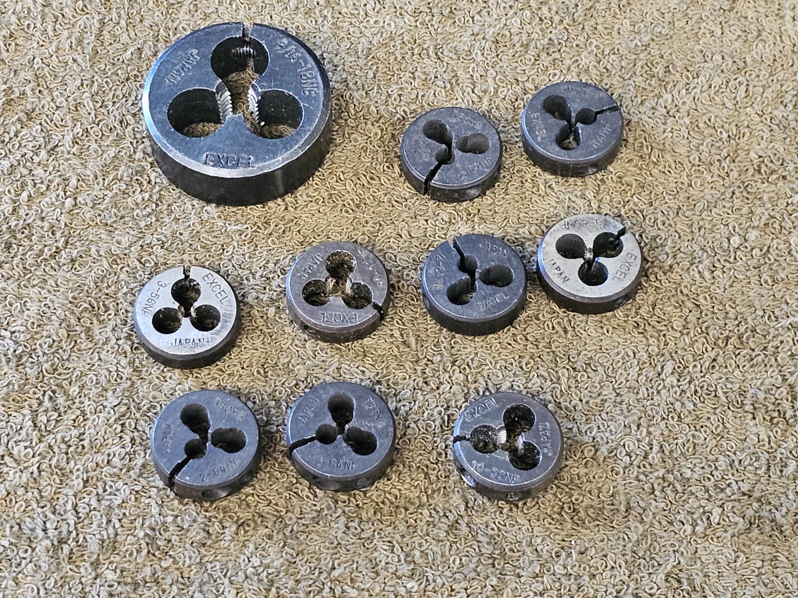 10 Excel 5/16-18 10-32 3-56 2-64 NC NF Adjustable Threading Die Round Set