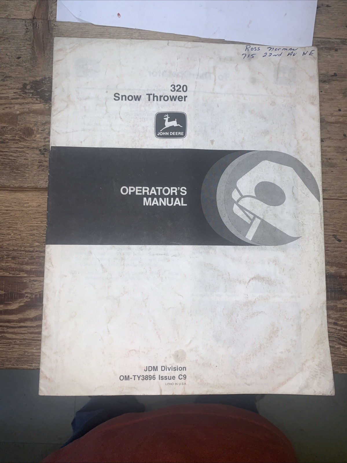JOHN DEERE 320 SNOW THROWER OPERATORS MANUAL OM-TY3896