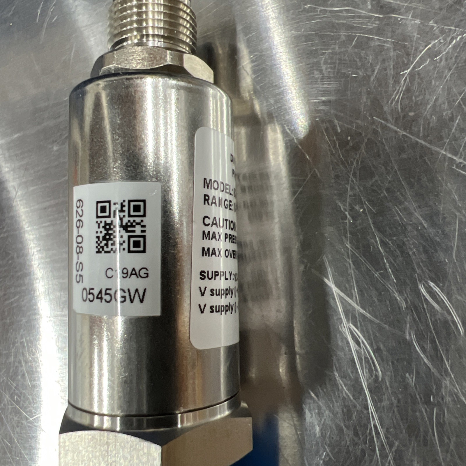 Dwyer Instrument Pressure Transmitter 626-08-GH-P1-E6-S5 24VDC 0-30PSIG 1/4″ NPT