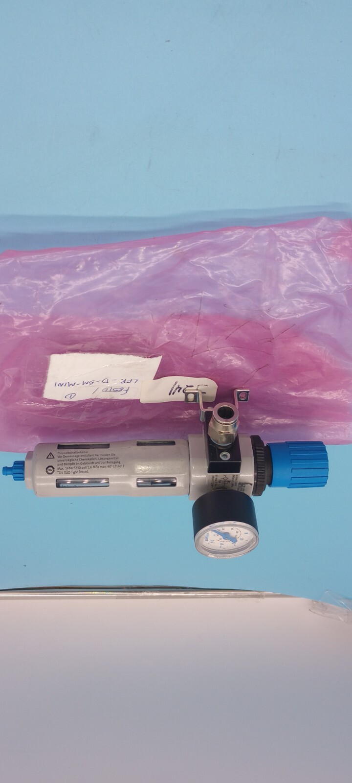 FESTO LFR-D-5M-MINI B943 REGULATOR + WITH PRESSURE GAUGE