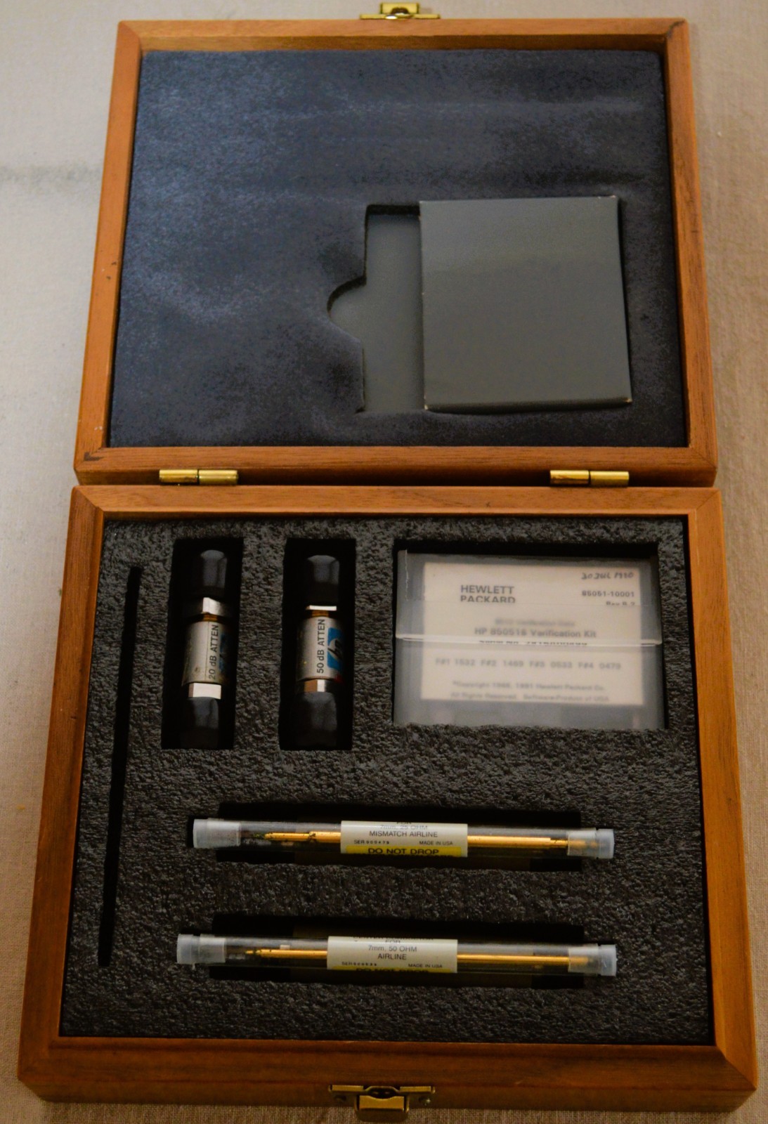 Hewlett-Packard HP Agilent 85051B 7mm Verification Kit with data tape