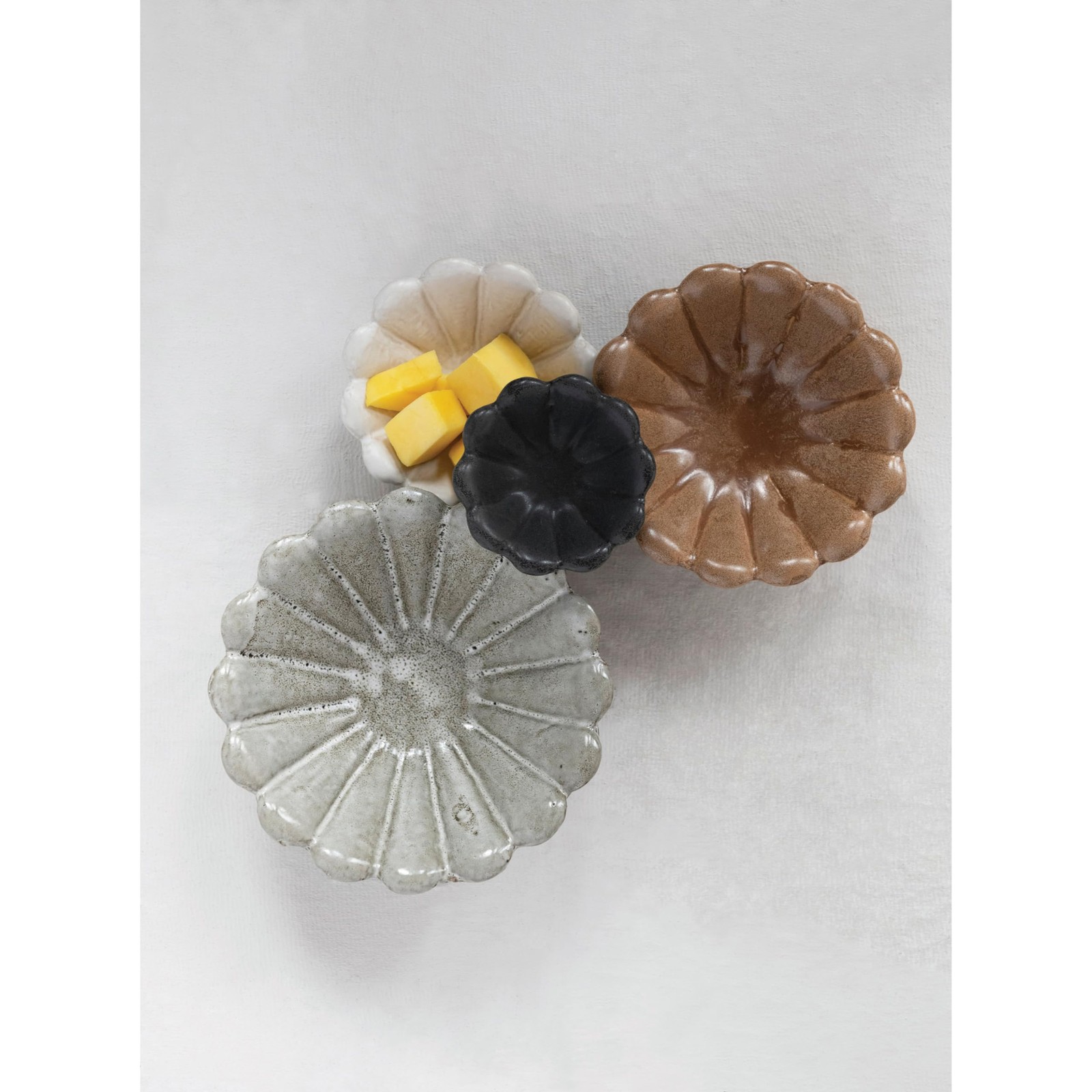 Creative Co-Op Stoneware Flower Bowls, 6″ L x 6″ W x 3″ H, Multicolor