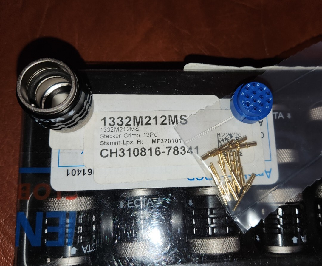 Amphenol 1332-M-212-MS Push Pull 12 pin ECTA133 12C 7.5A P PLUG With Backshell
