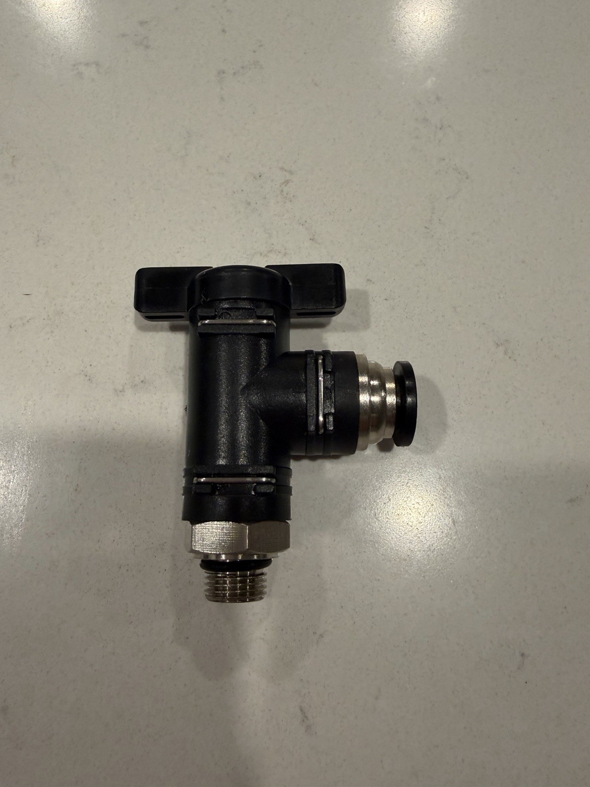Combo Valve, Air Valve w/ Push-to-Connect Fitting Black, 8mm x 1/8″ bspp