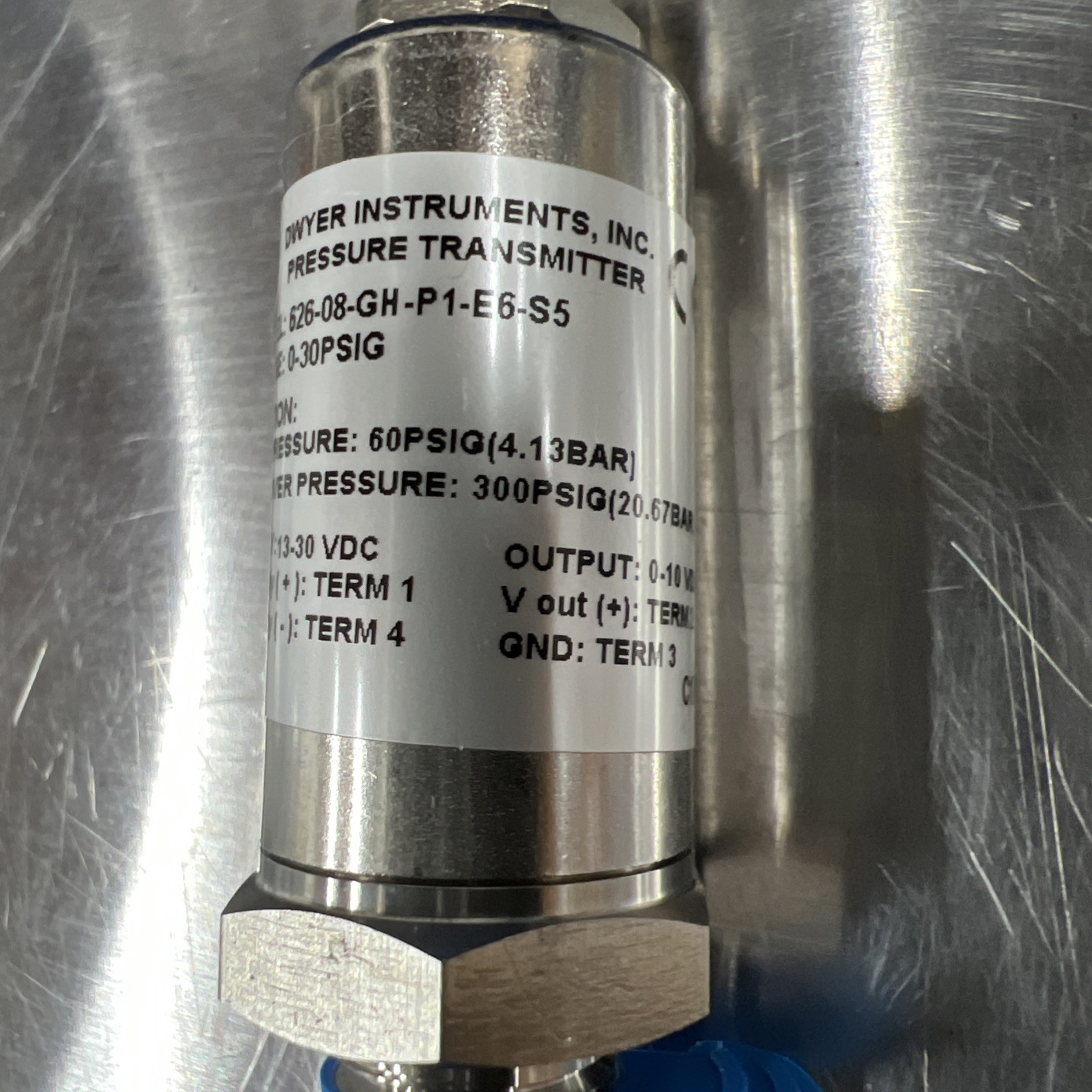 Dwyer Instrument Pressure Transmitter 626-08-GH-P1-E6-S5 24VDC 0-30PSIG 1/4″ NPT