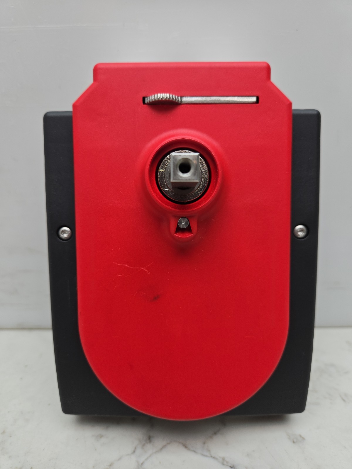 Euchner MGB-H-AA1A1-R-100464 Handle Module 24V Ac Solenoid Volt Lever Lock New