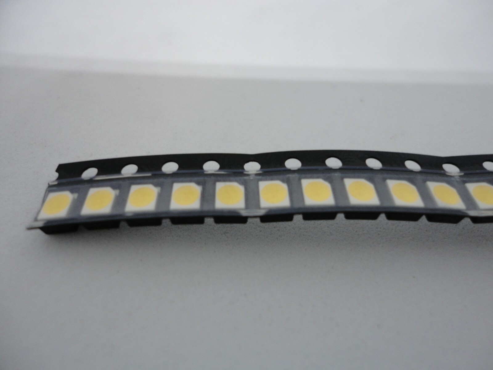 20Pcs Pack Lot Bright SMD LED Small Light Emitting Diodes 3528 1210 BLUE Color