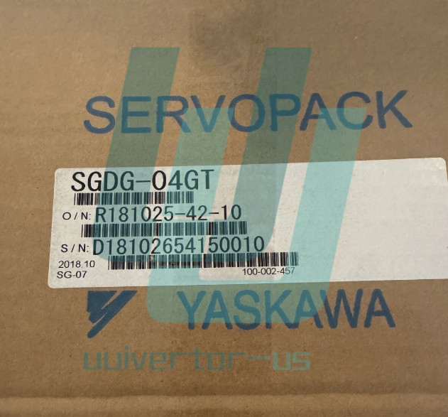 New In Box Yaskawa SGDG-04GT Servo Driver SGDG04GT