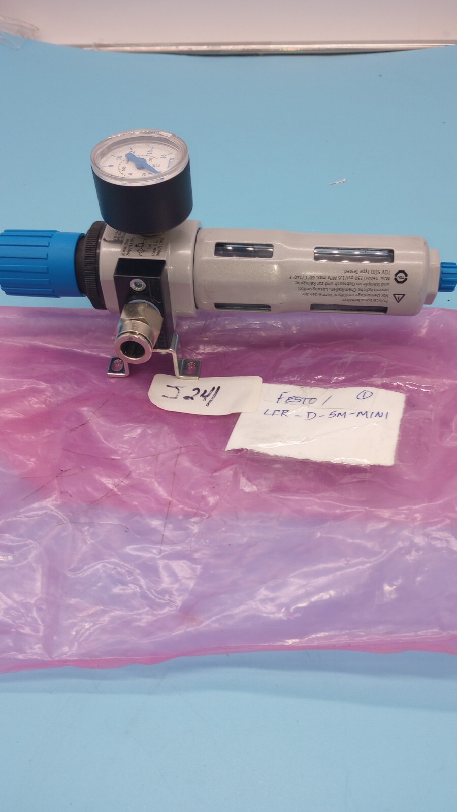 FESTO LFR-D-5M-MINI B943 REGULATOR + WITH PRESSURE GAUGE