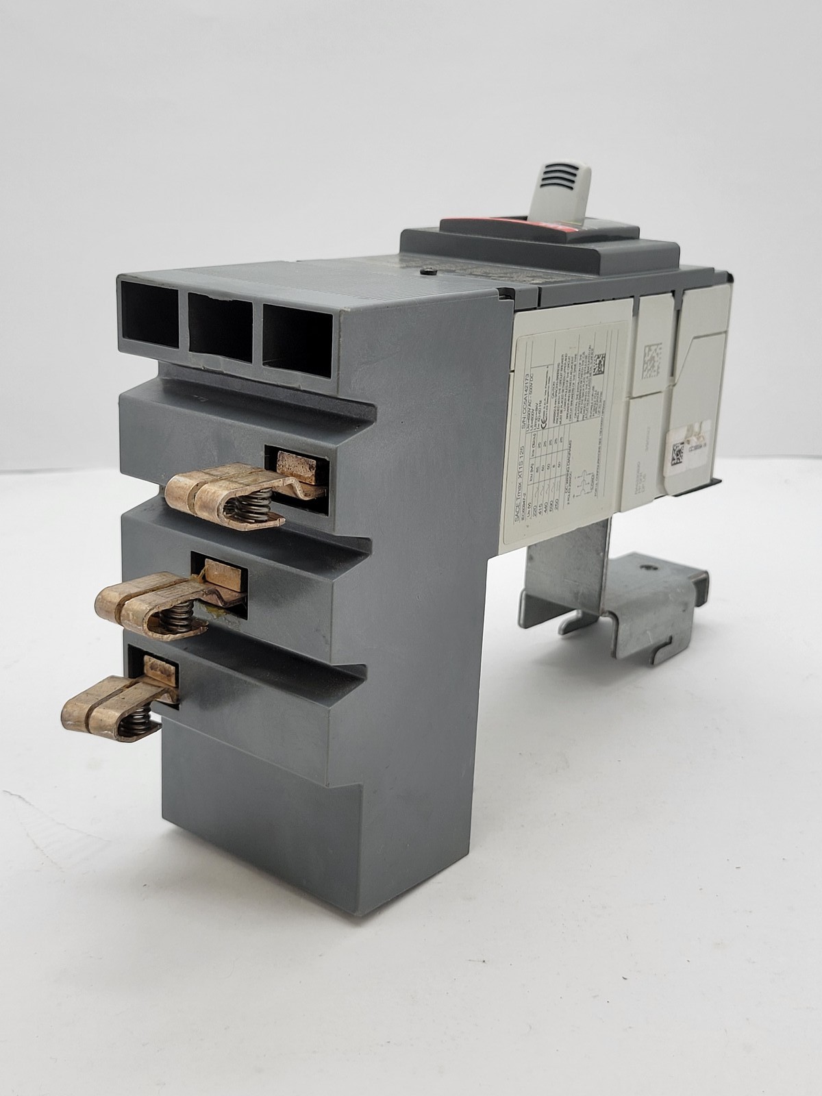 ABB XT1S 125 Sace Tmax Circuit Breaker 20A 3P 600V XT1SU3020AYD000XXX