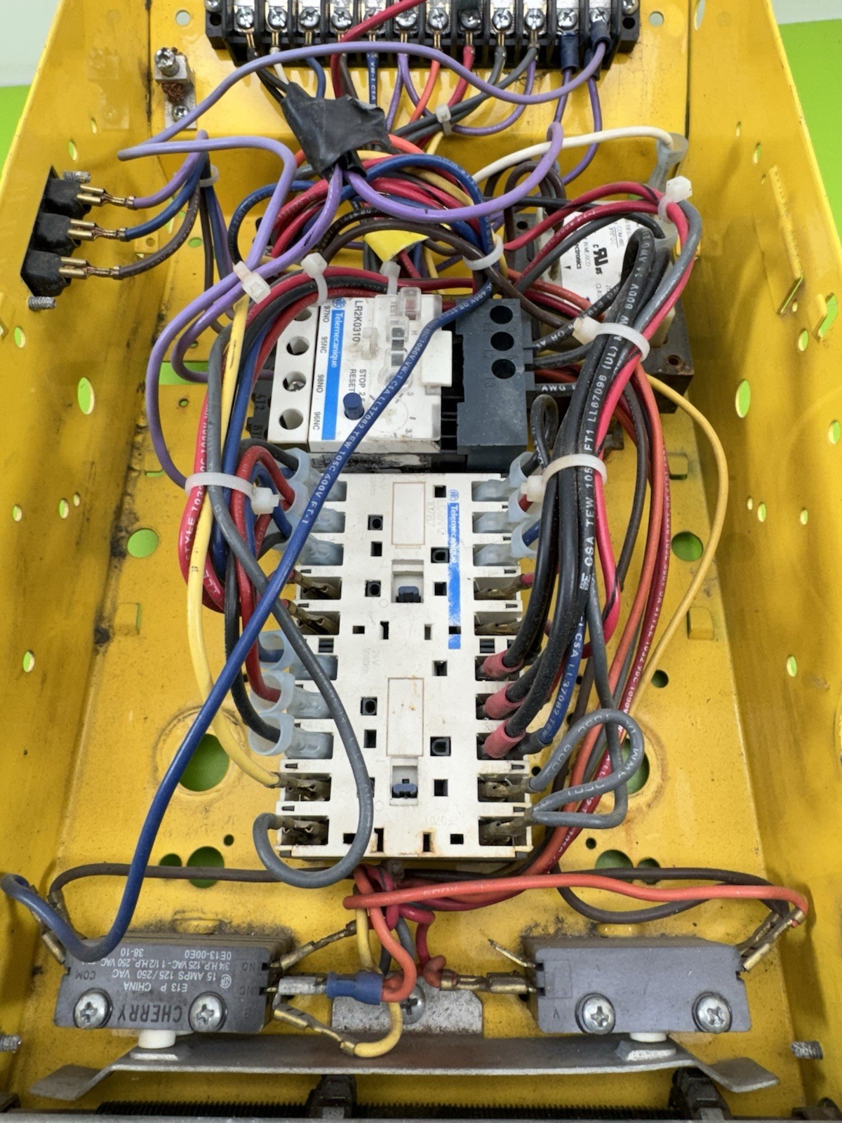 Manaras Opera CBOX064 1 1/2HP Commercial Door Opener Control Box 3 Phase Used