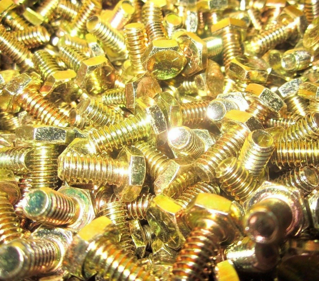 1/2-13 X 2 1/2 Hex Head Cap Screws Grade 8 Yellow Zinc 225 Pieces