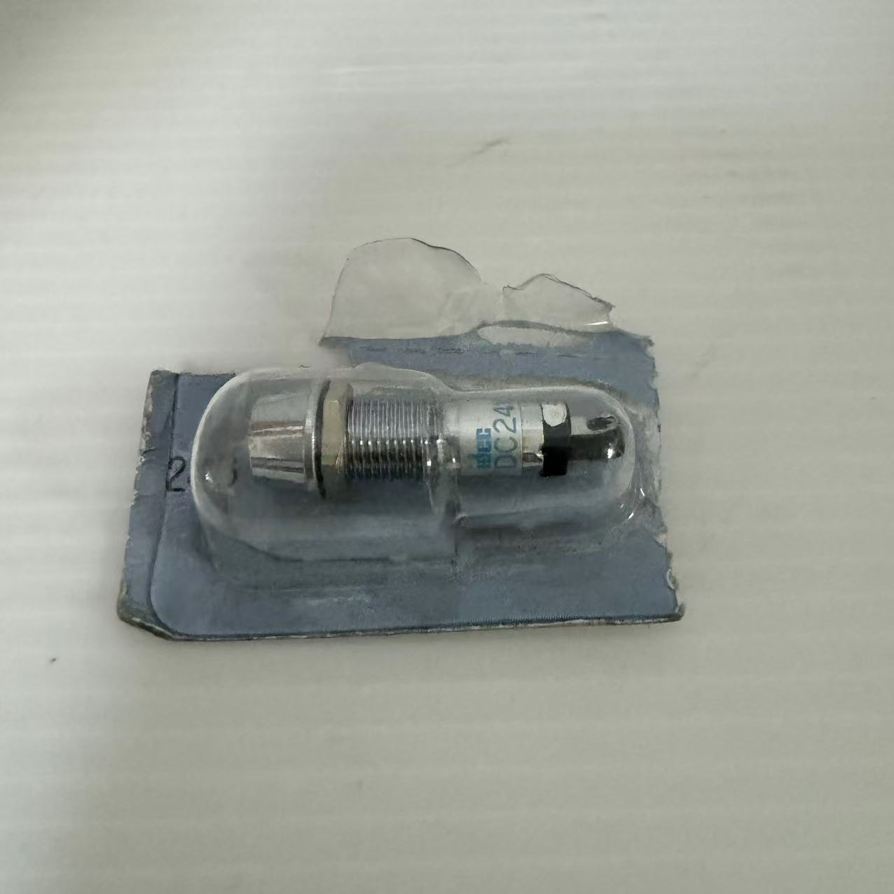 1PCS NEW FIT FOR small indicator light UP8-2489GP 24V green