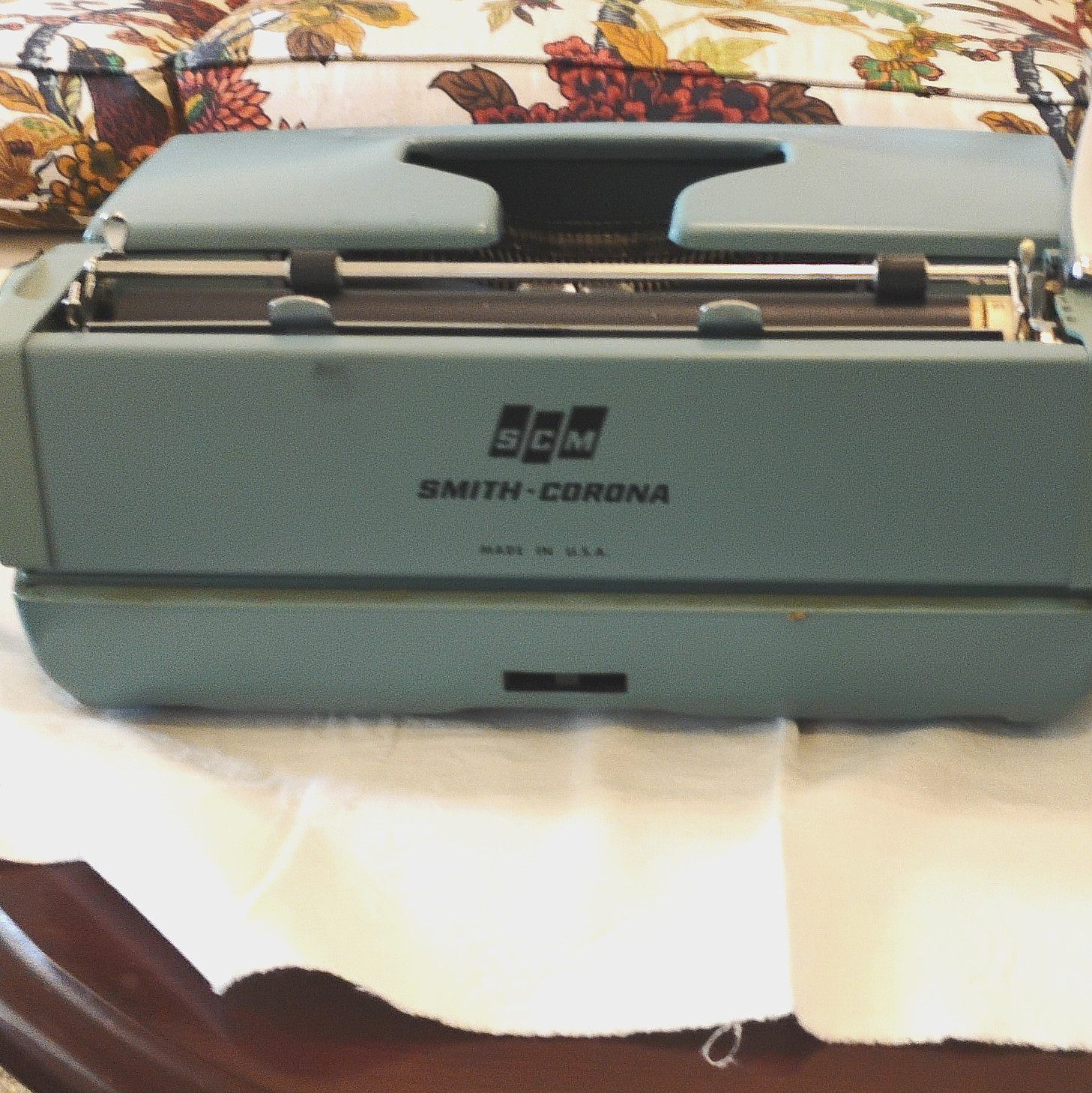 Smith-Corona SCM Super Sterling Portable Typewriter w/ Case Blue Works Perfectly