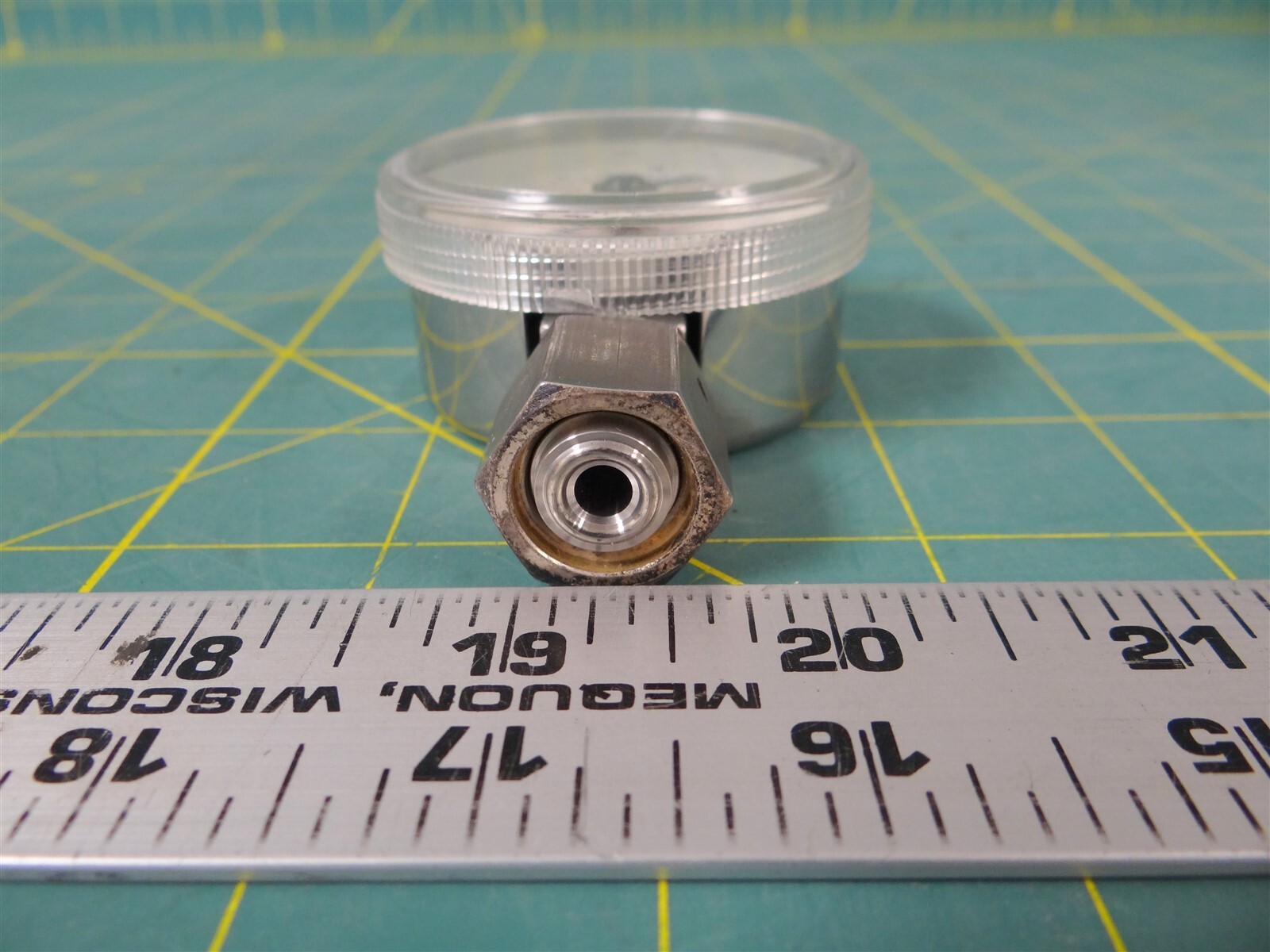 Matheson 63-2233-V Welding Regulator Gauge 0-3000 PSI (0-21,000 kPa) 1/4″ FVCR