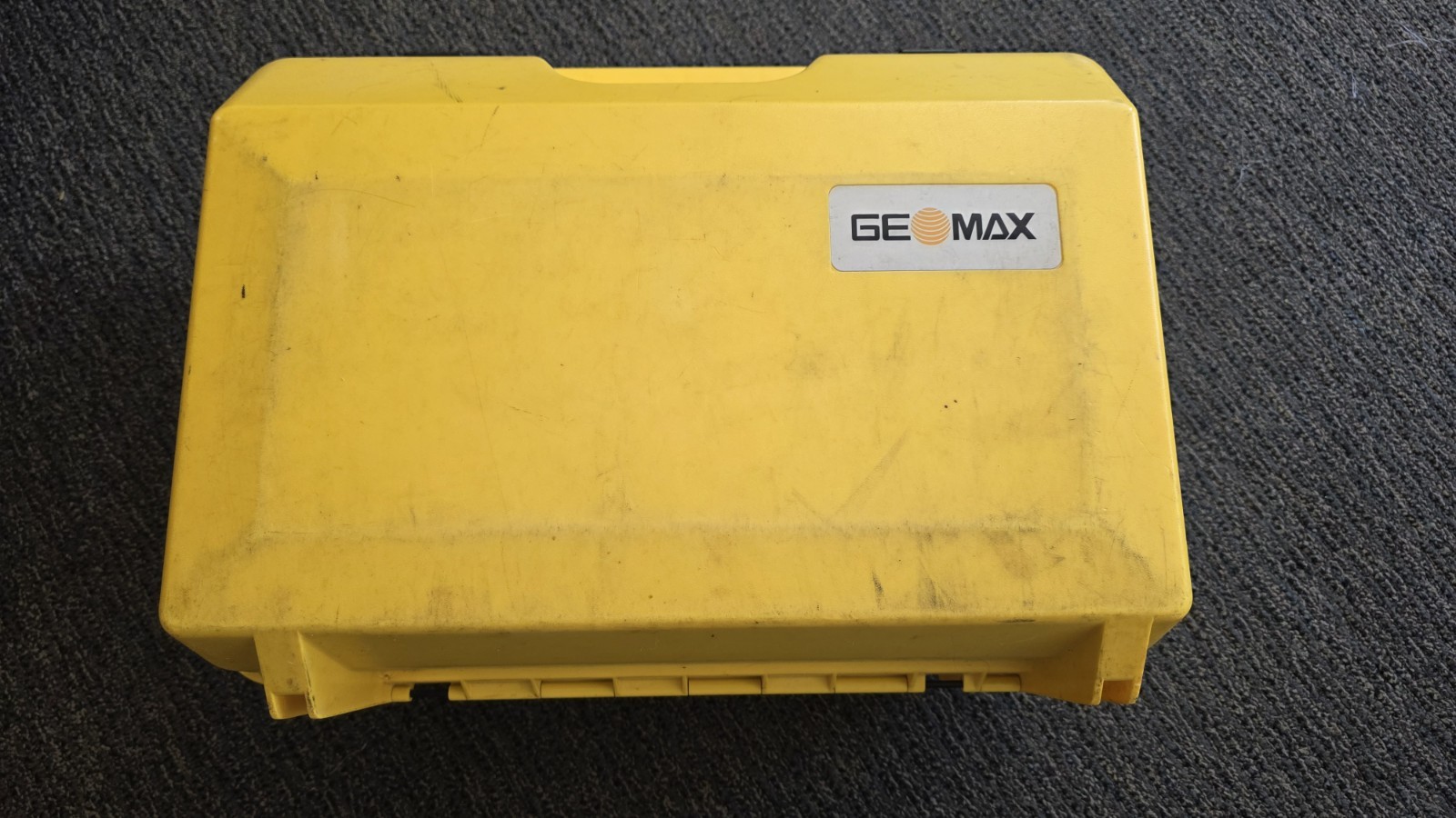 Geomax Zenith25 Pro Base and Rover kit (tested powers on with Car battery)