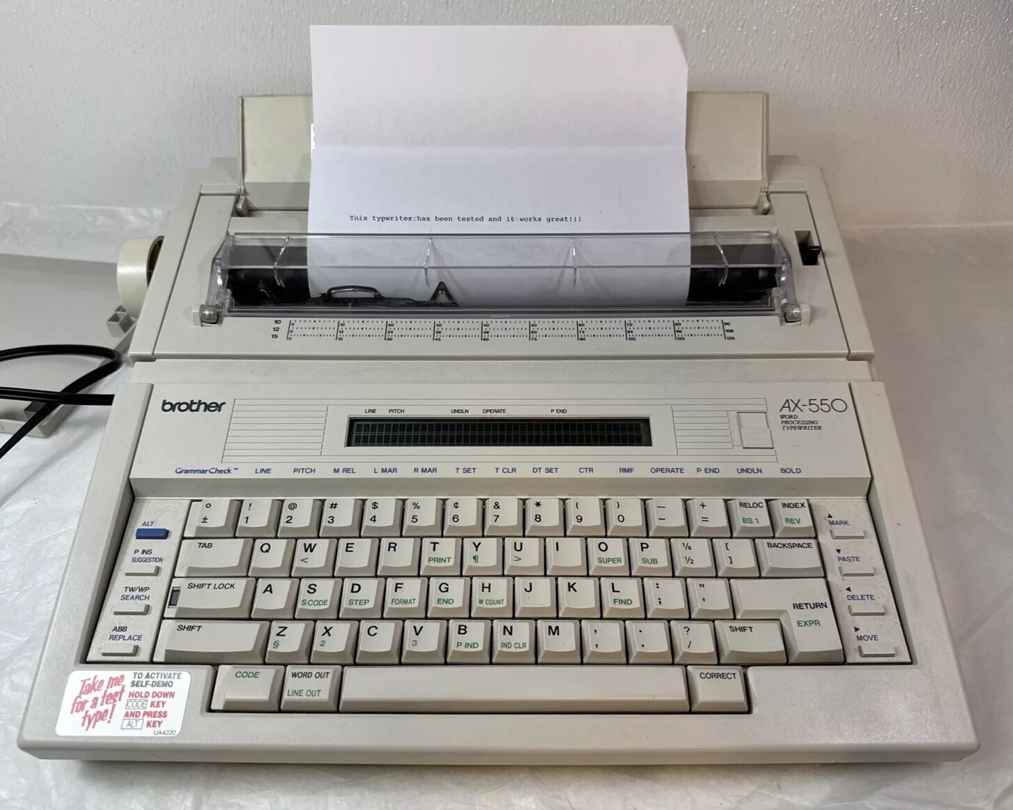 Brother AX-550 Word Processing Electric Portable Typewriter W/Manual
