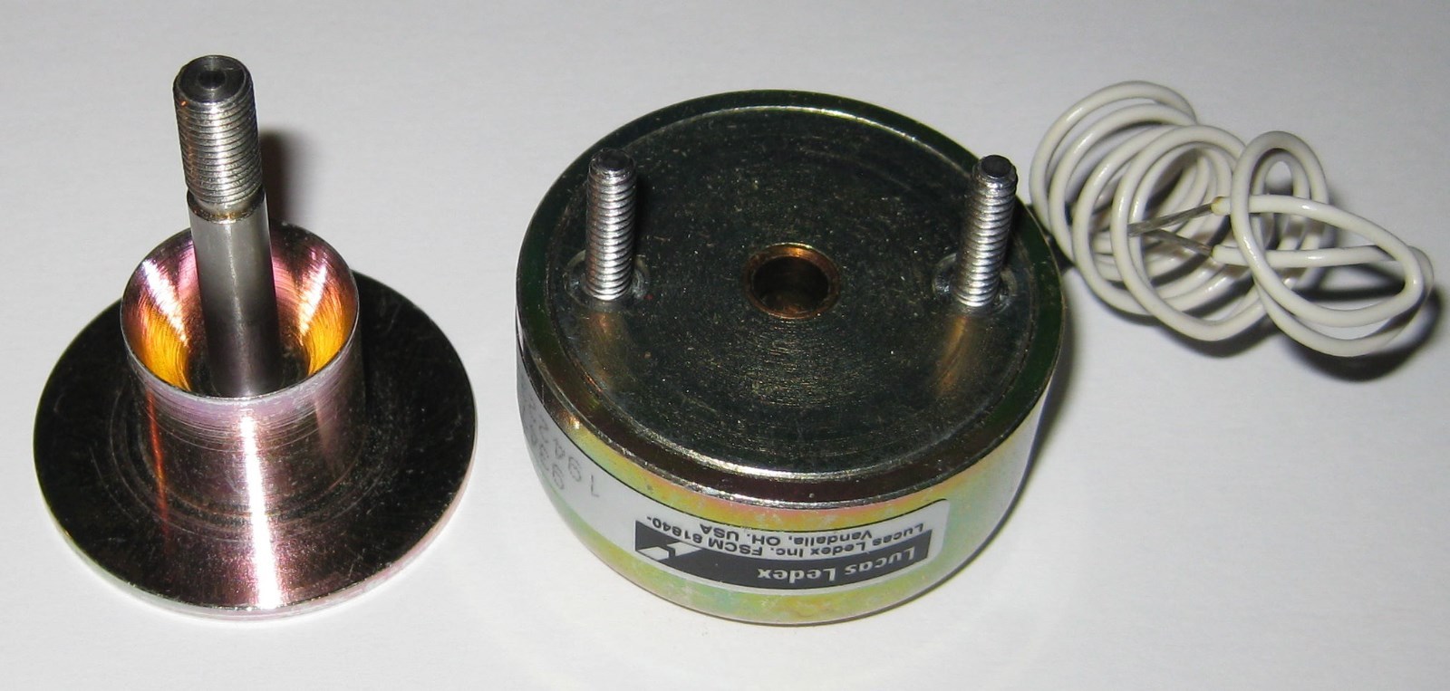 Lucas Ledex Conical Face Electric Cylindrical Solenoid – 5.2 to 16 V DC – 16 LBS